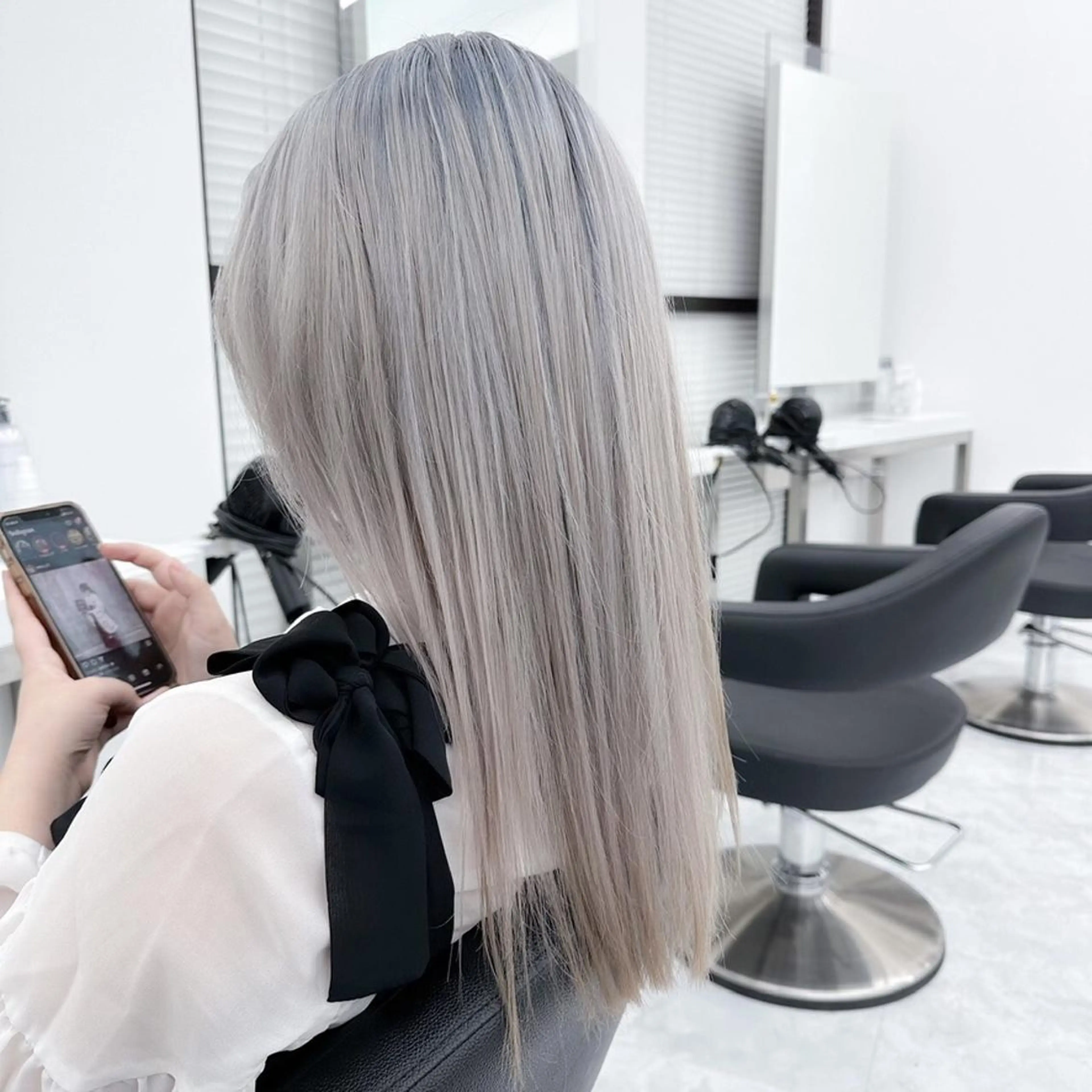 カラー 透明感🤍レイヤー ベージュ‎🤍ピンクのヘアスタイル