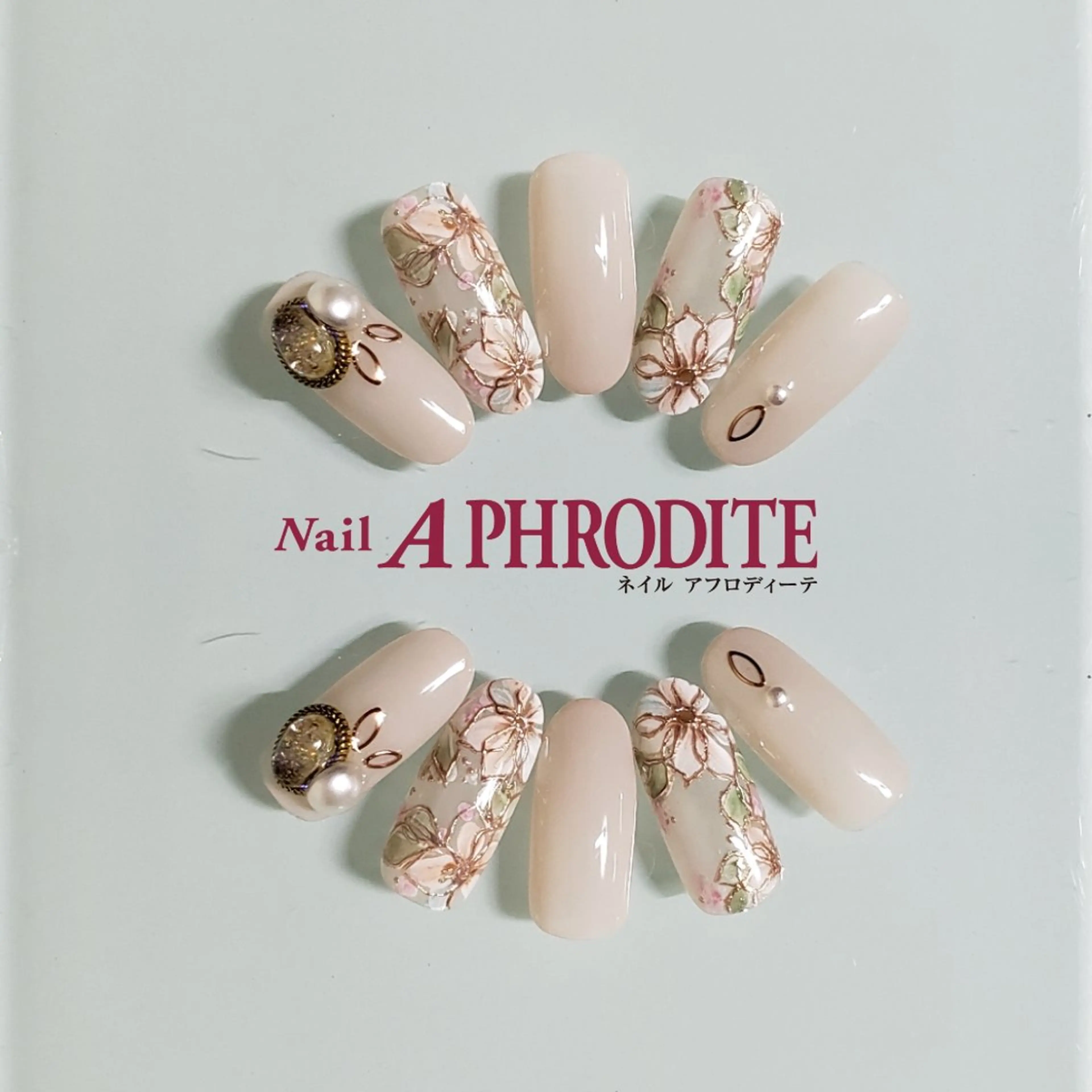 ネイル ジェルネイル ニュアンスネイル スカルプネイル ソフトジェル ネイルチップ ハンドネイル Nail  Aphroditeのネイルデザイン