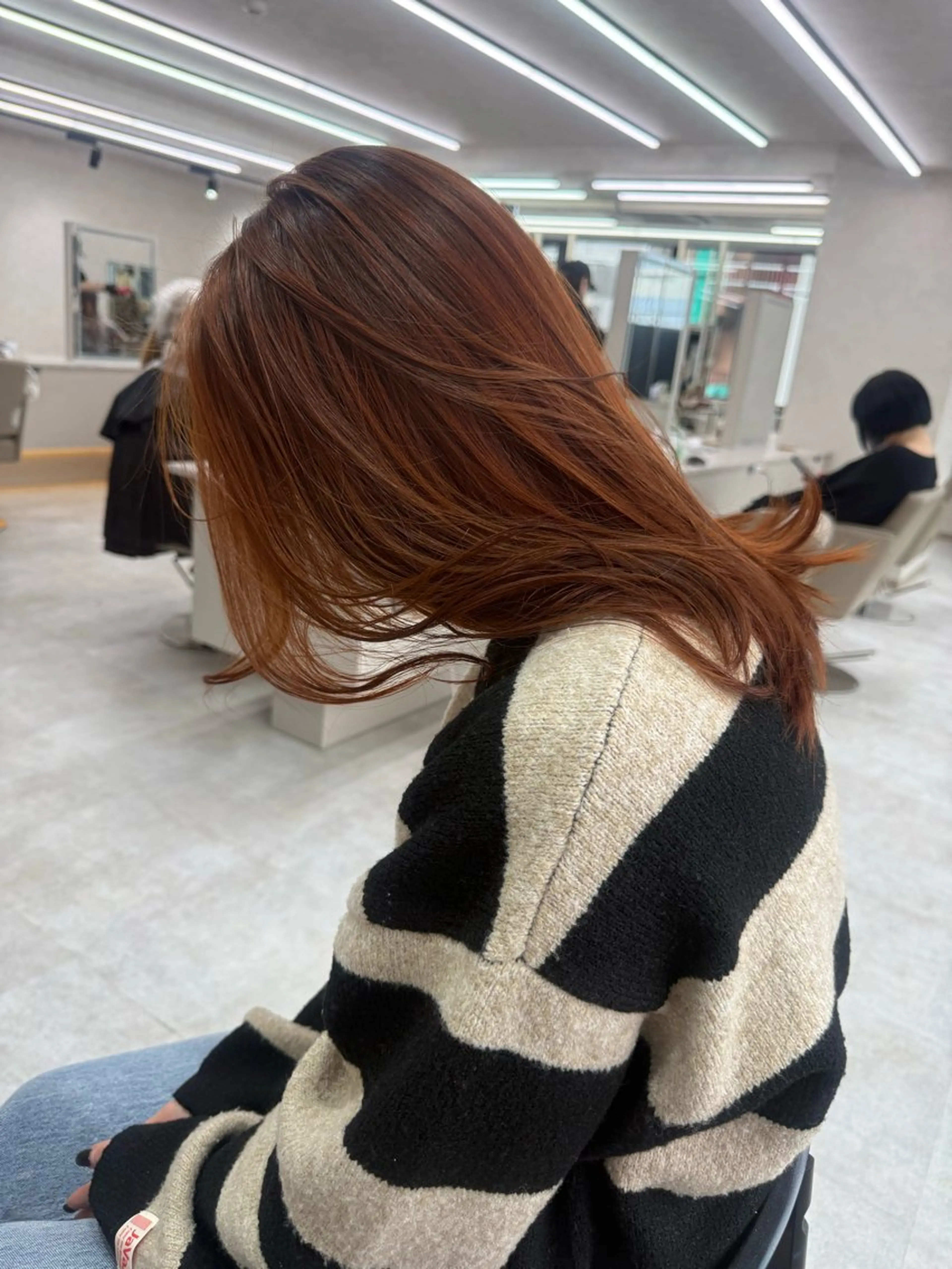 セミロング カラー 🤎ᩚ暖色ブラウン りょうか🧸のヘアスタイル