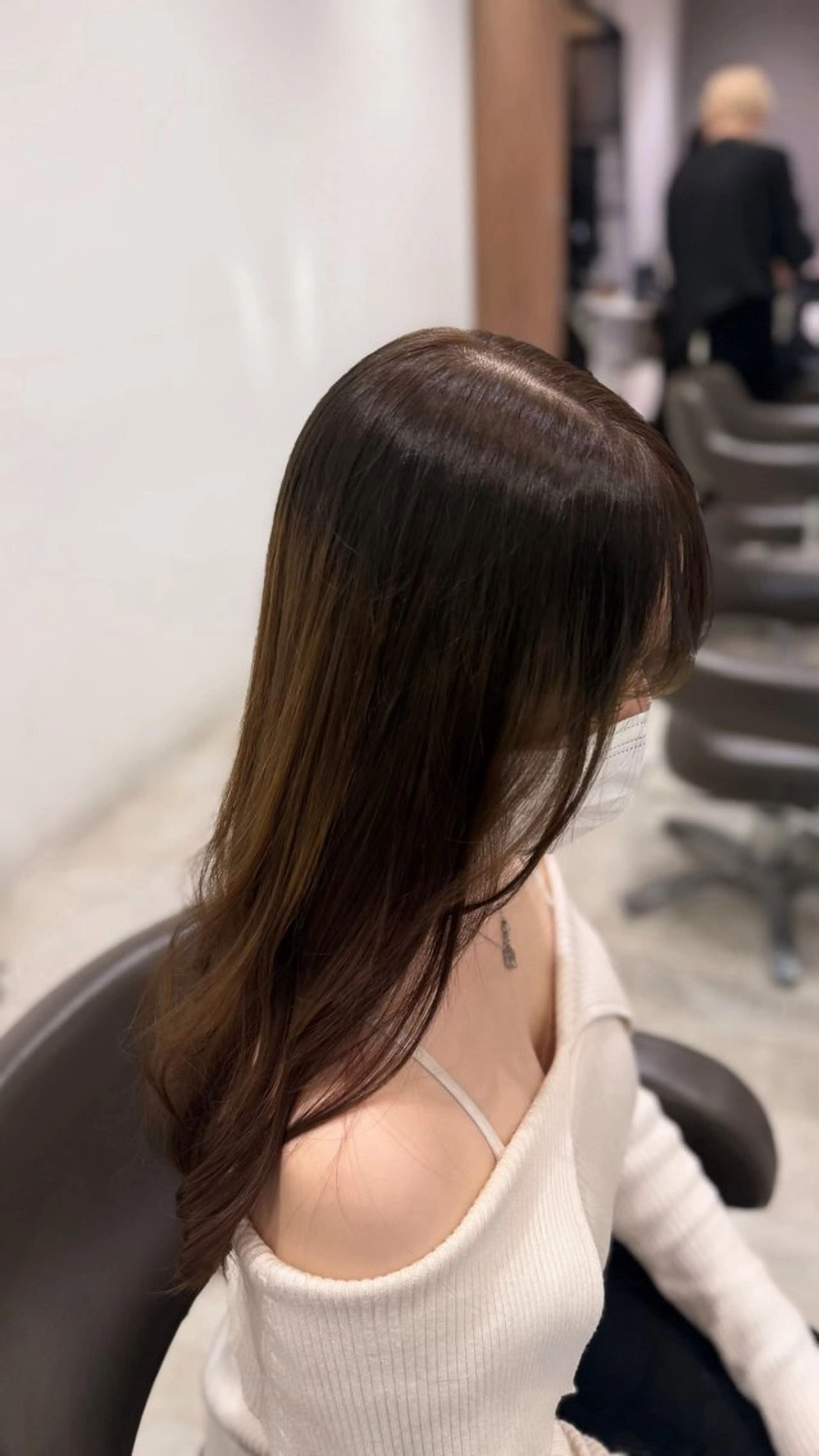 カラー ブリーチ ブラウンカラー 透明感カラー オレンジ ヘアカラー 竹之内 夢羅のヘアスタイル