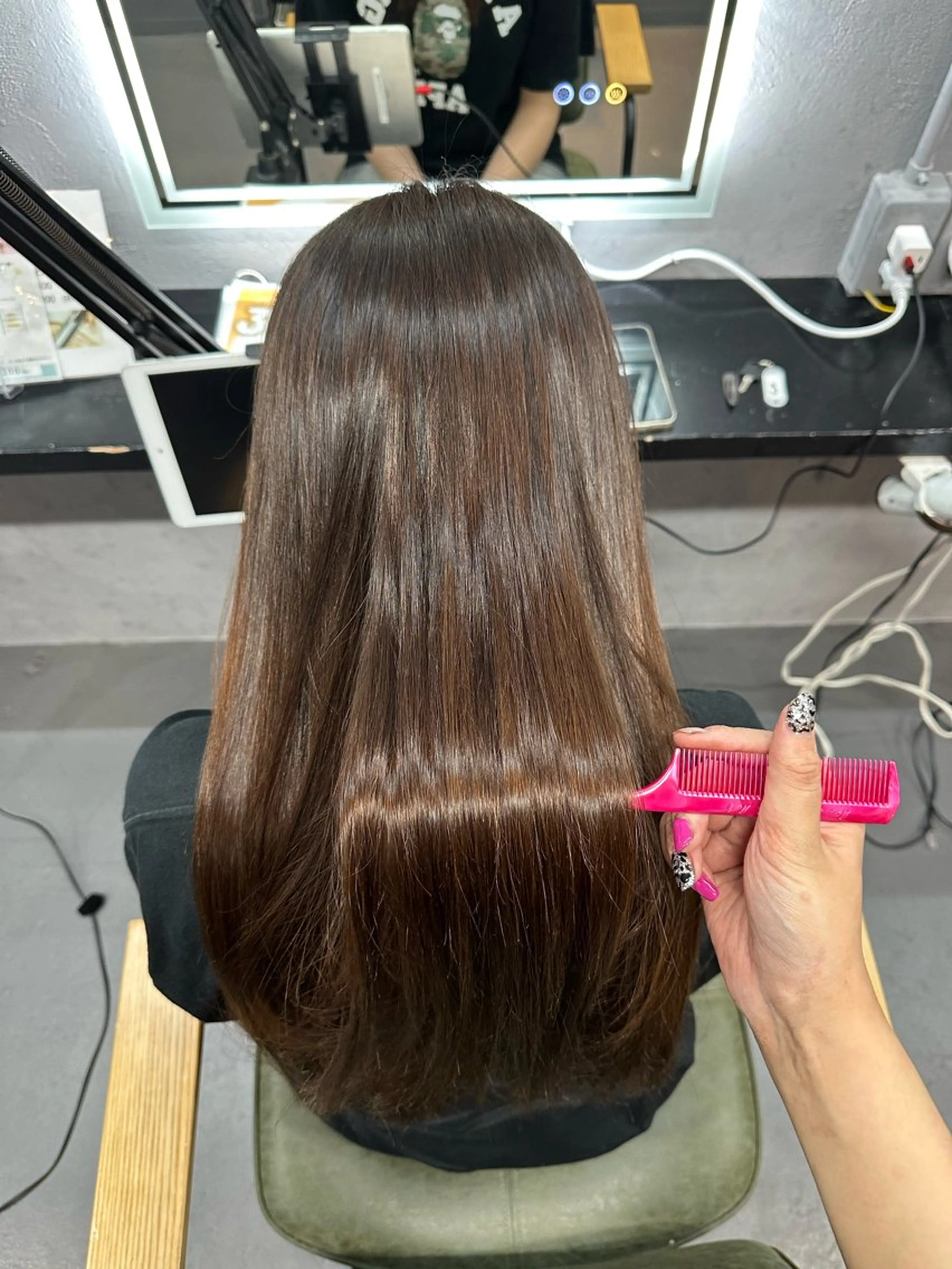 ロング 縮毛矯正 出崎 風果のヘアスタイル