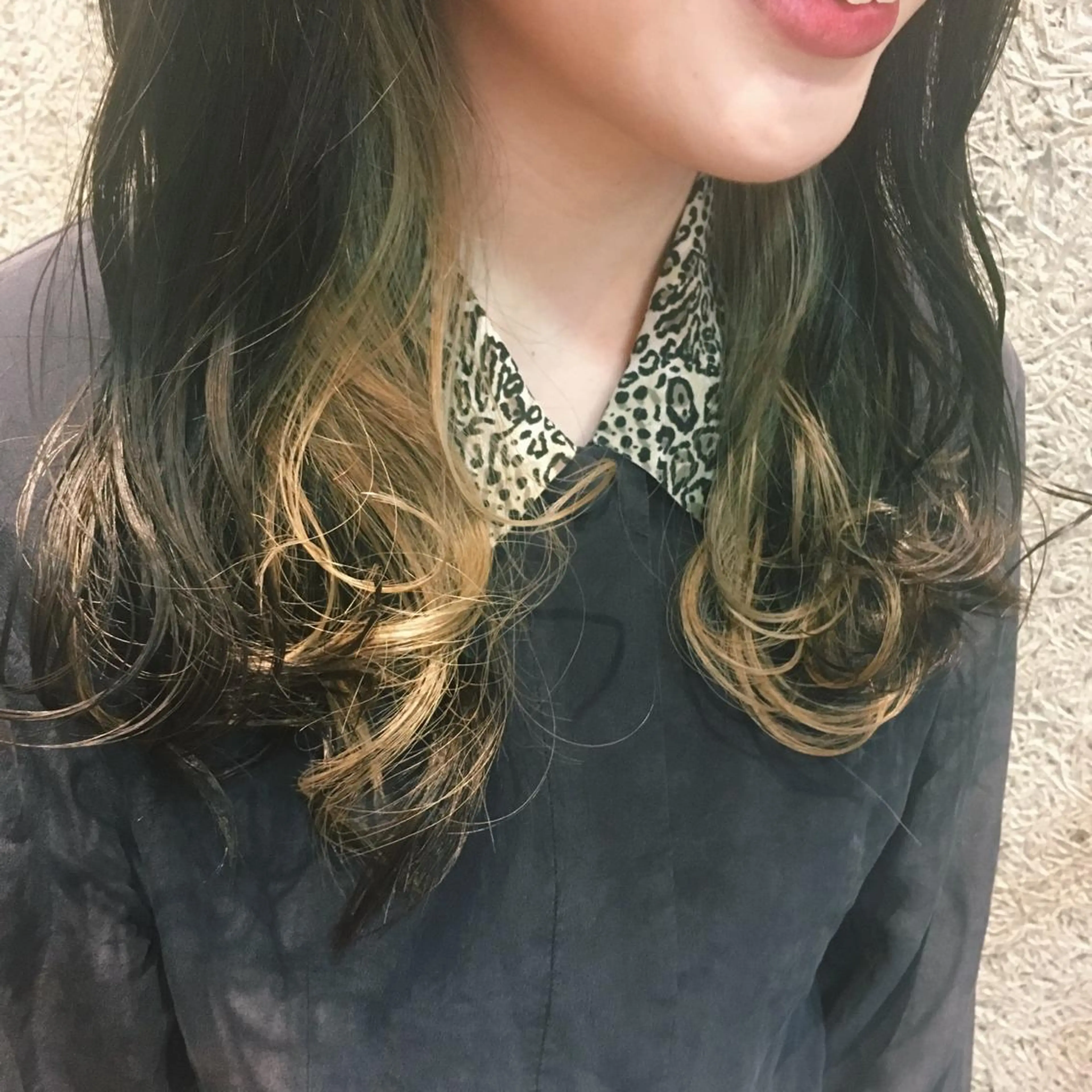 ロング カラー RINA🧤 デザインとボブのヘアスタイル