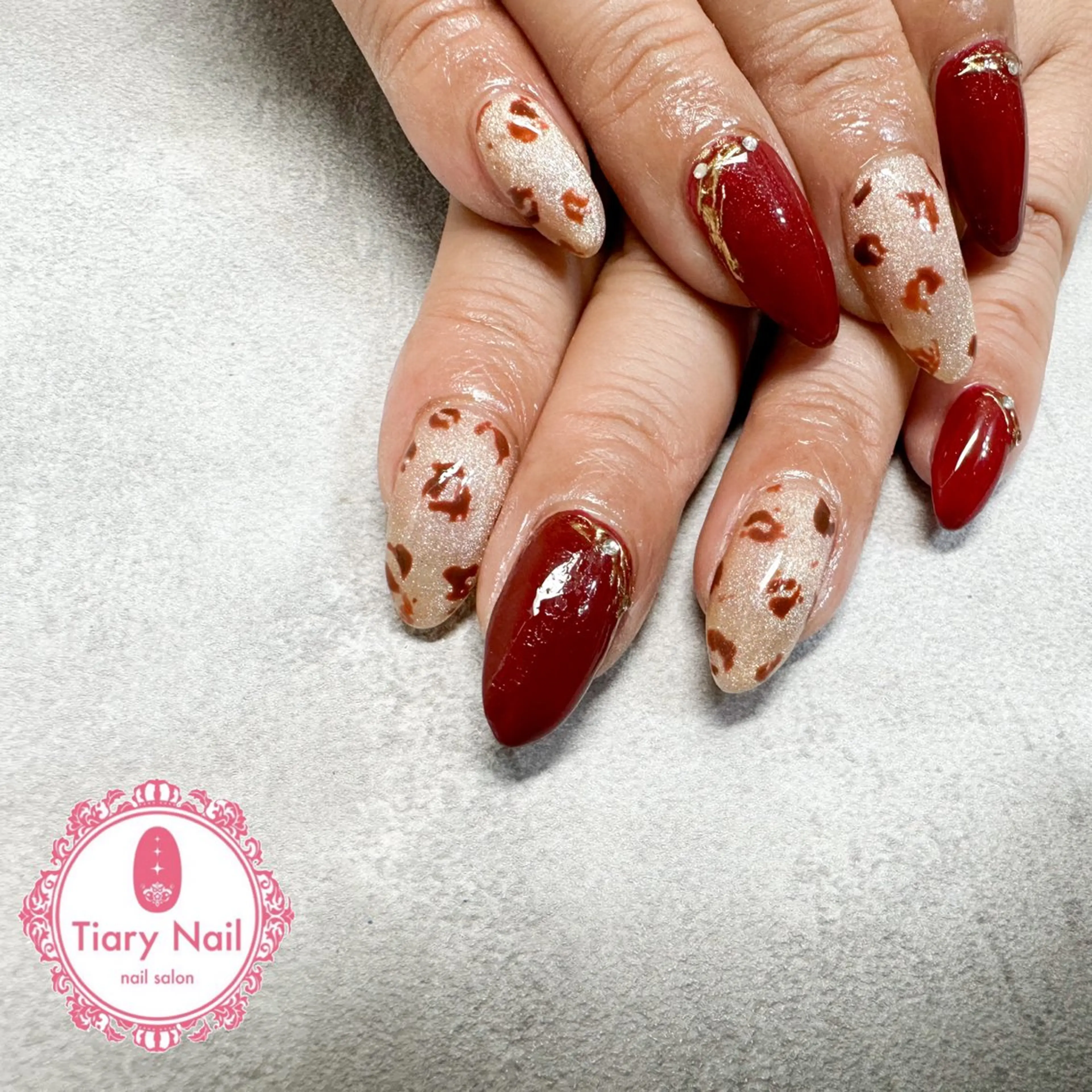 ネイル tiarynail K K🐼のネイルデザイン