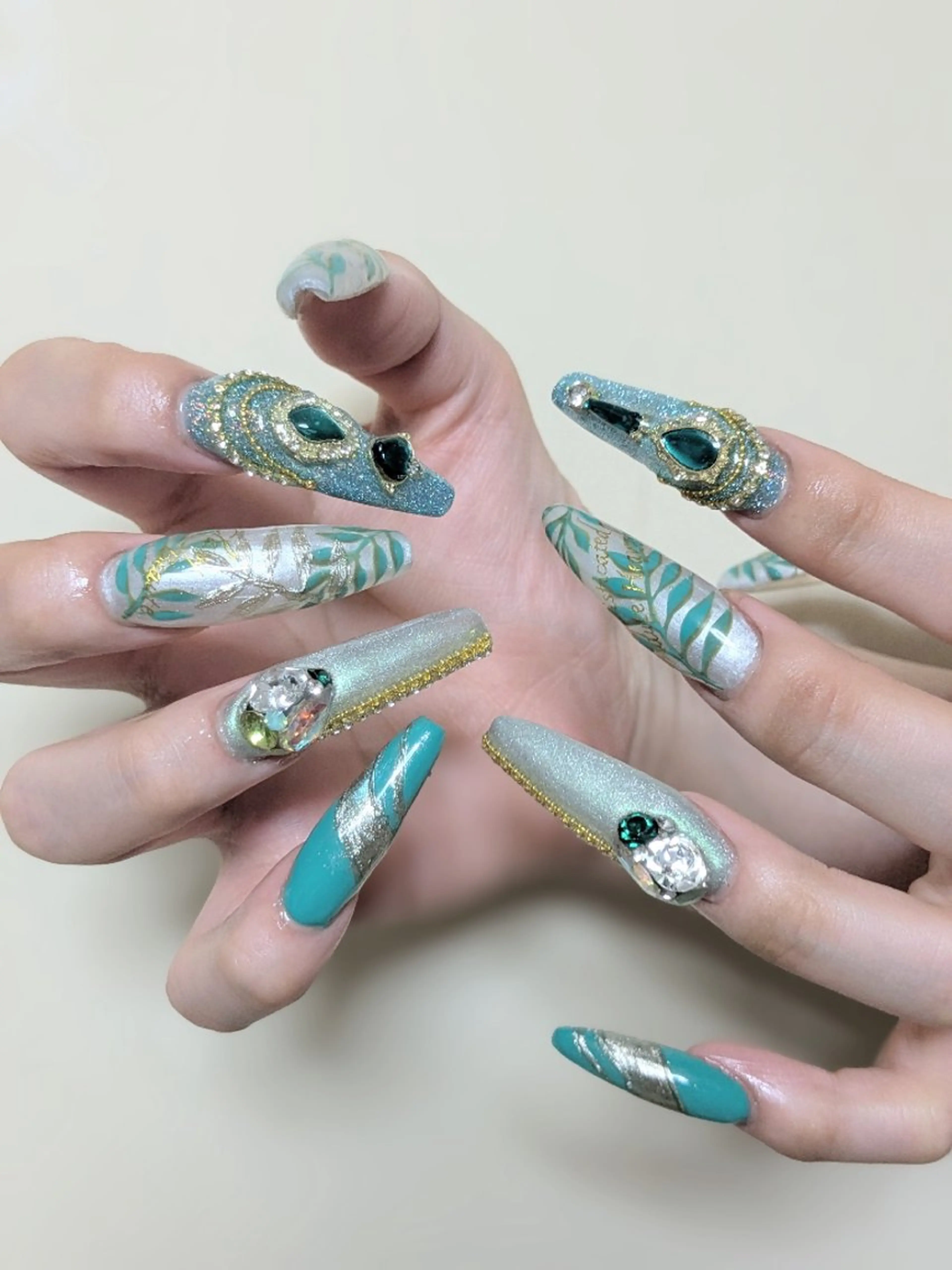 ネイル Lily nail 船橋 yuki🍒のネイルデザイン