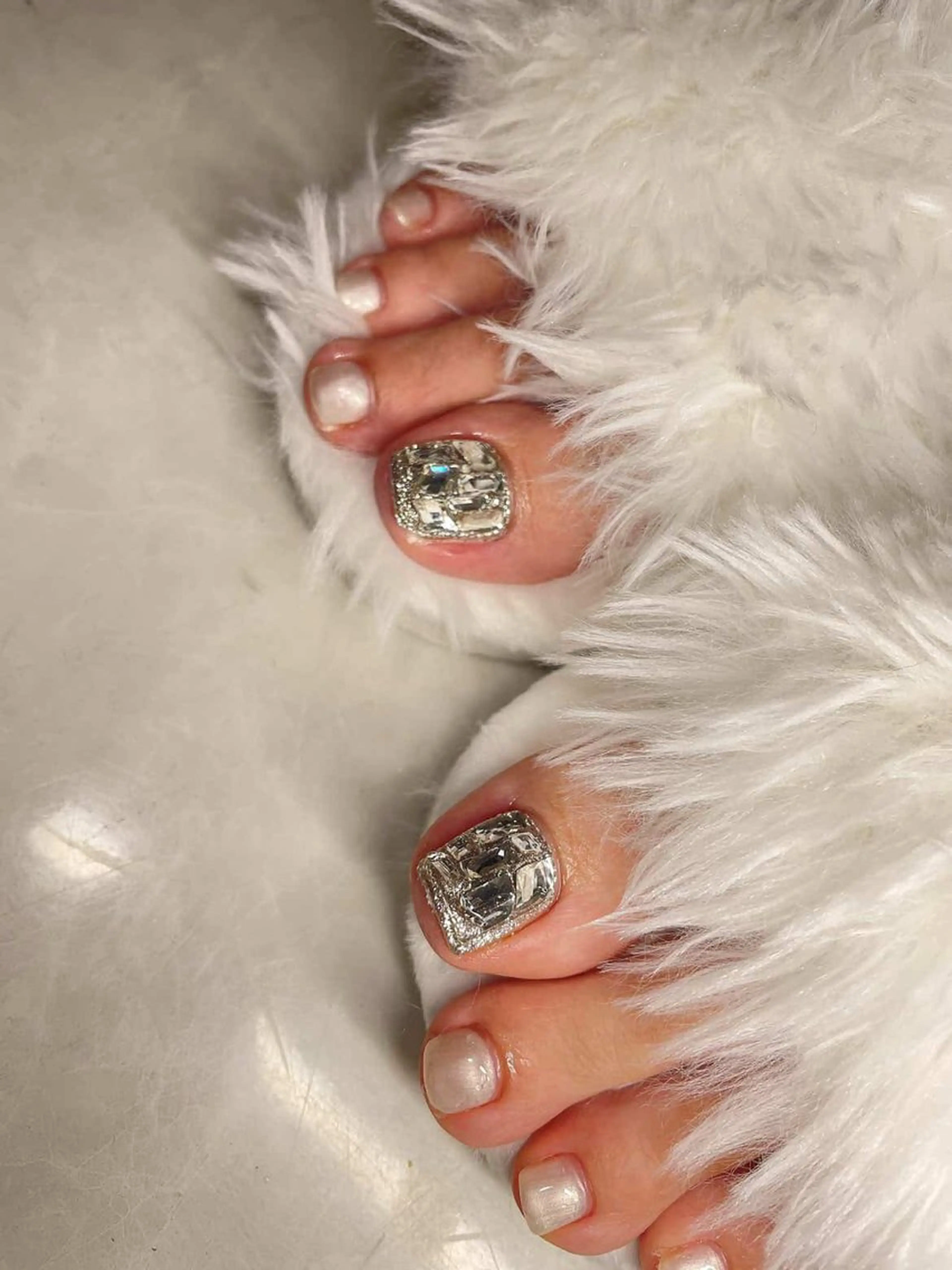 ネイル 23時まで❤︎韓国、 ワンホンネイルのネイルデザイン