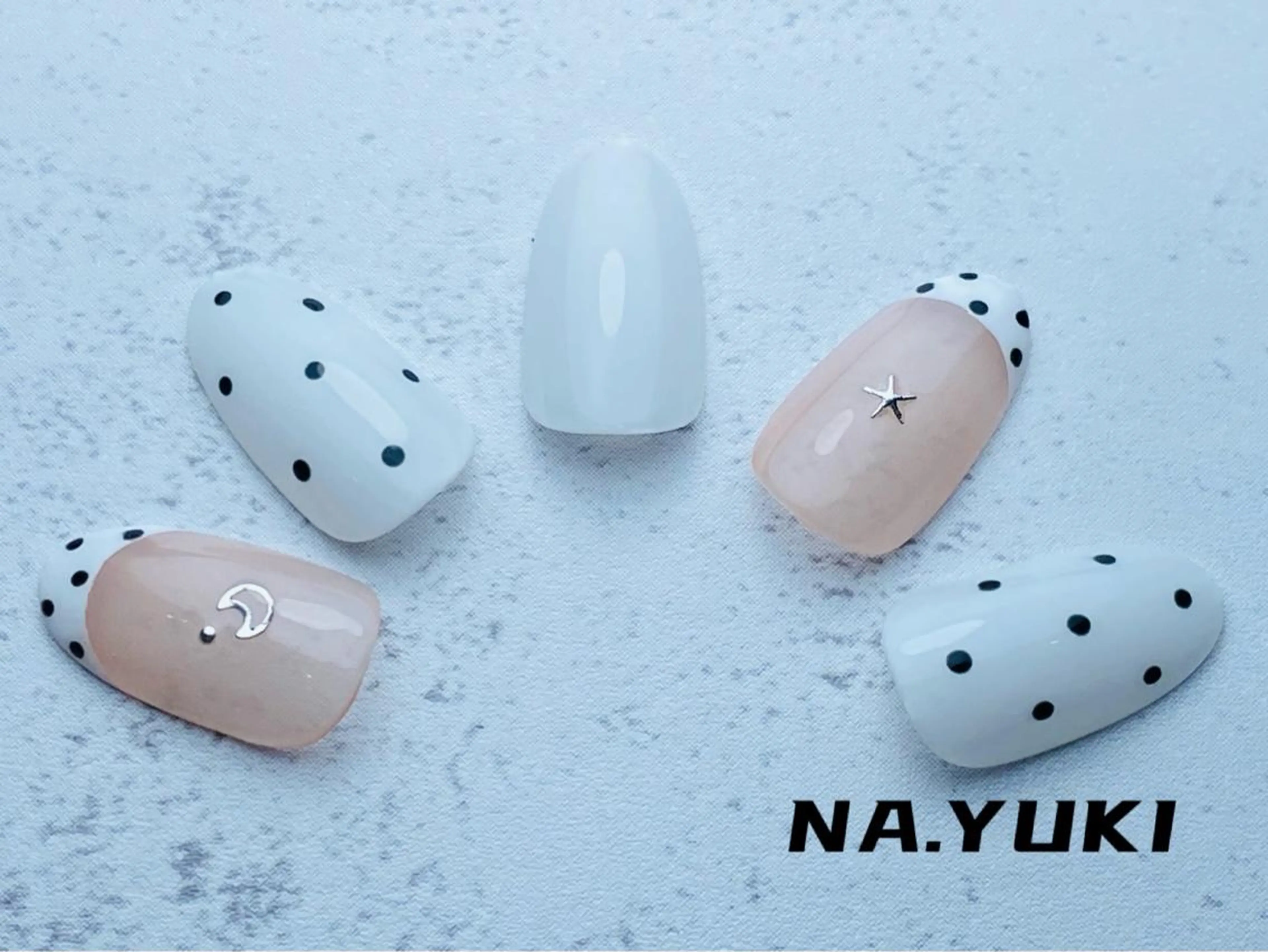 ネイル ハンドネイル ハンドケア ナユキNA.YUKI 池袋店のネイルデザイン