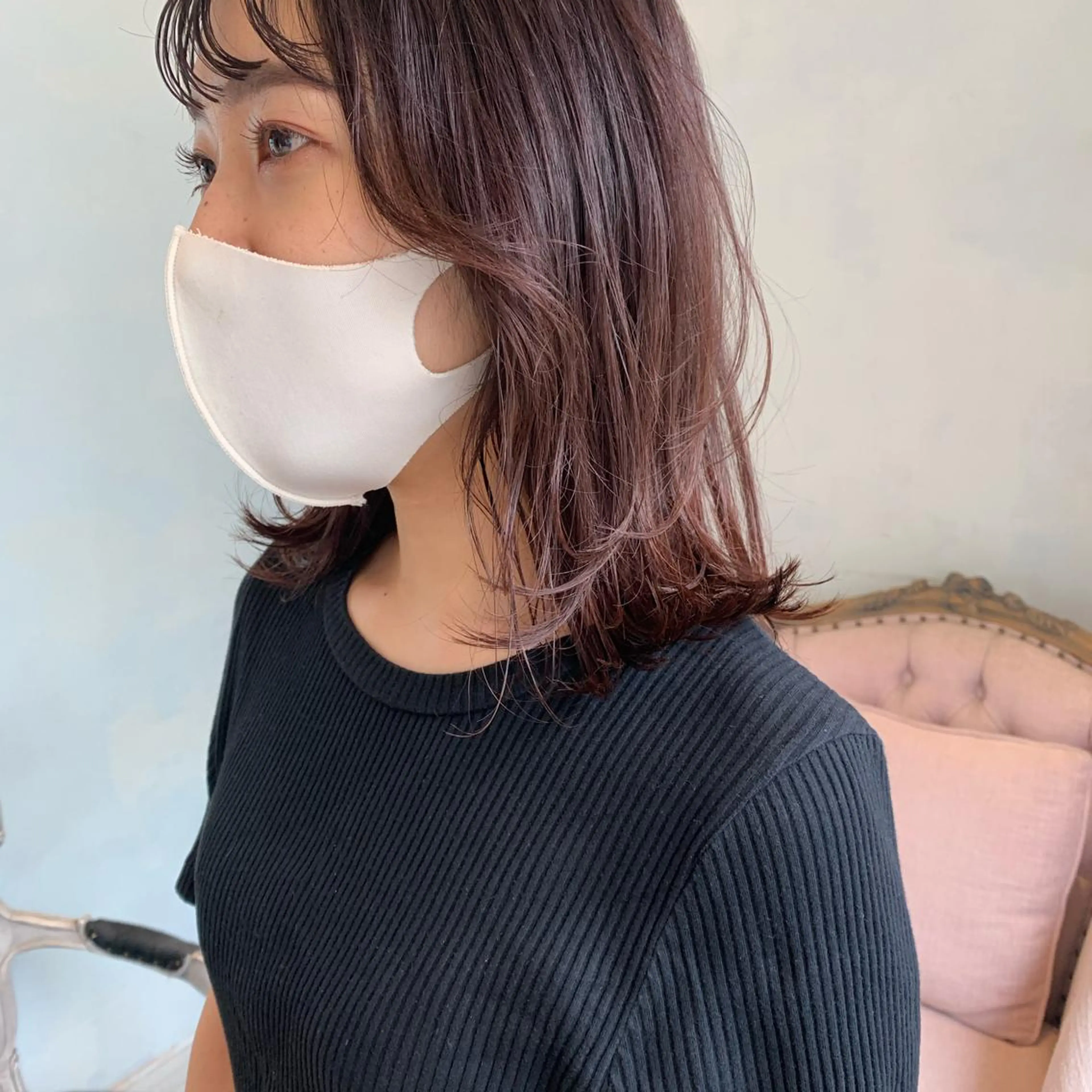 ミディアム カラー SAKINO． ベージュカラーのヘアスタイル