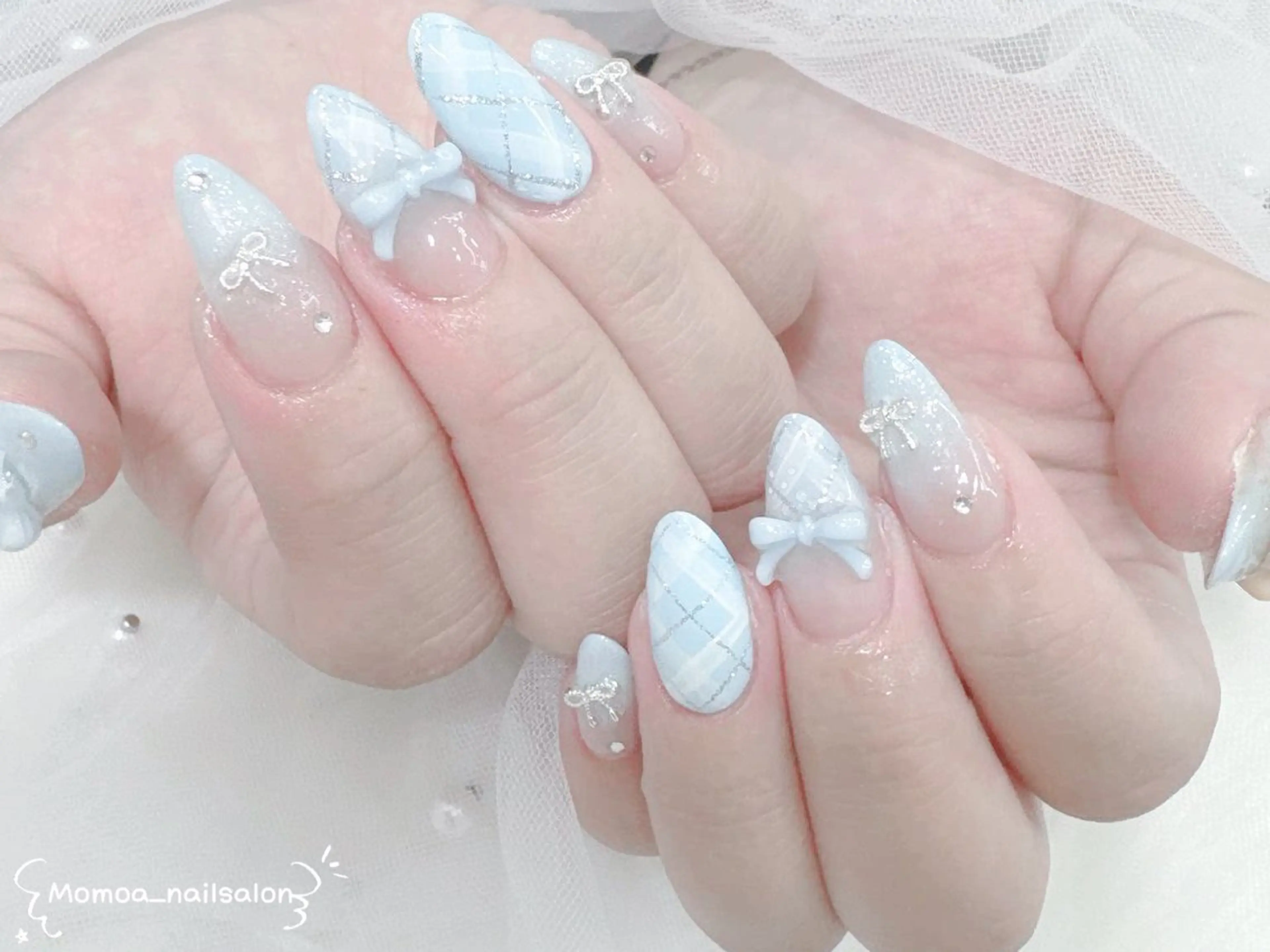 ネイル キラキラネイル スカルプネイル ハンドネイル MoMoA Nail ネイル長さ出し専門店のネイルデザイン