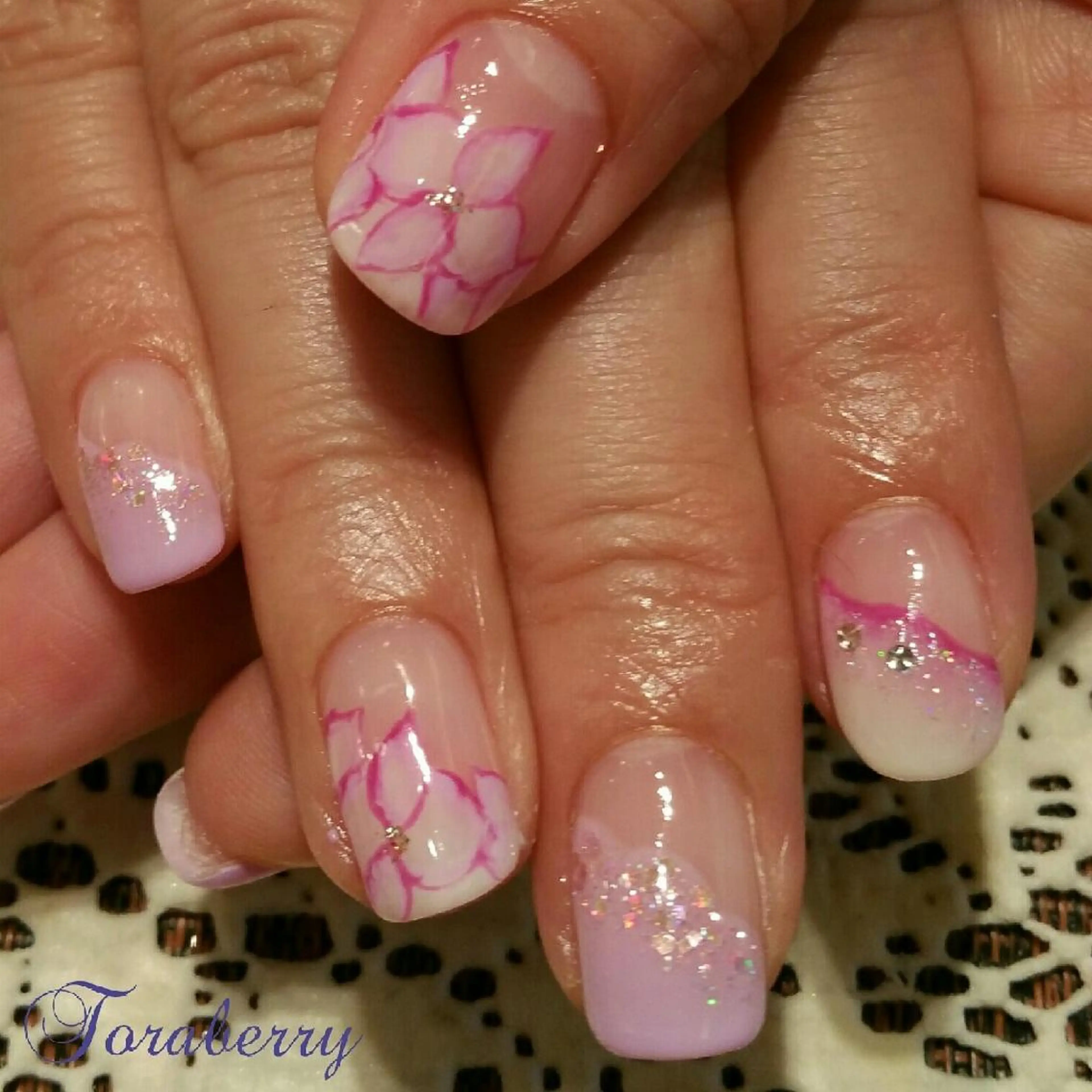 ネイル ハンドネイル ネイリスト なつみのネイルデザイン