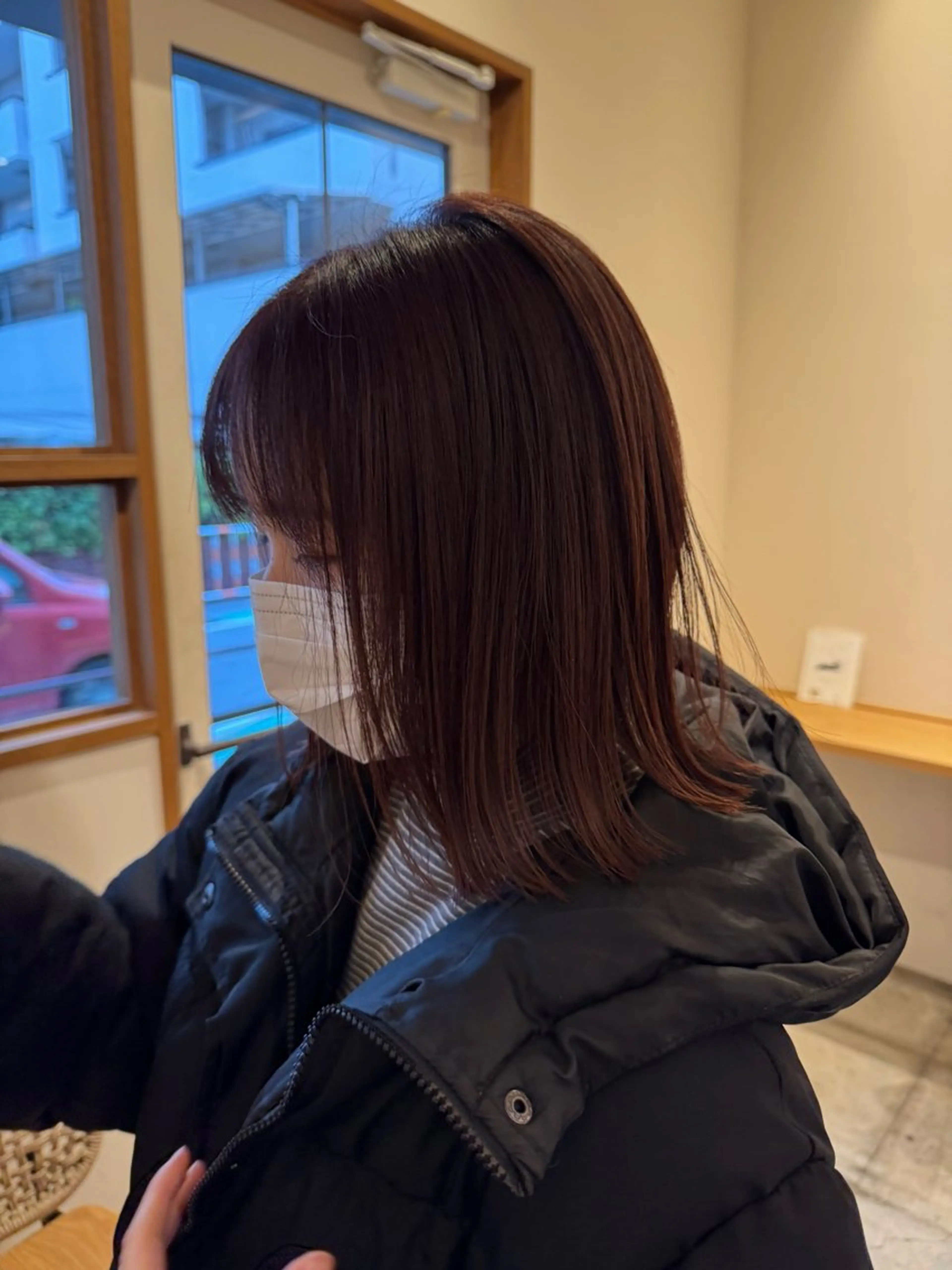 ミディアム カラー ブラウンカラー ピンクカラー ピンクブラウン ENIF　大島 芽生のヘアスタイル