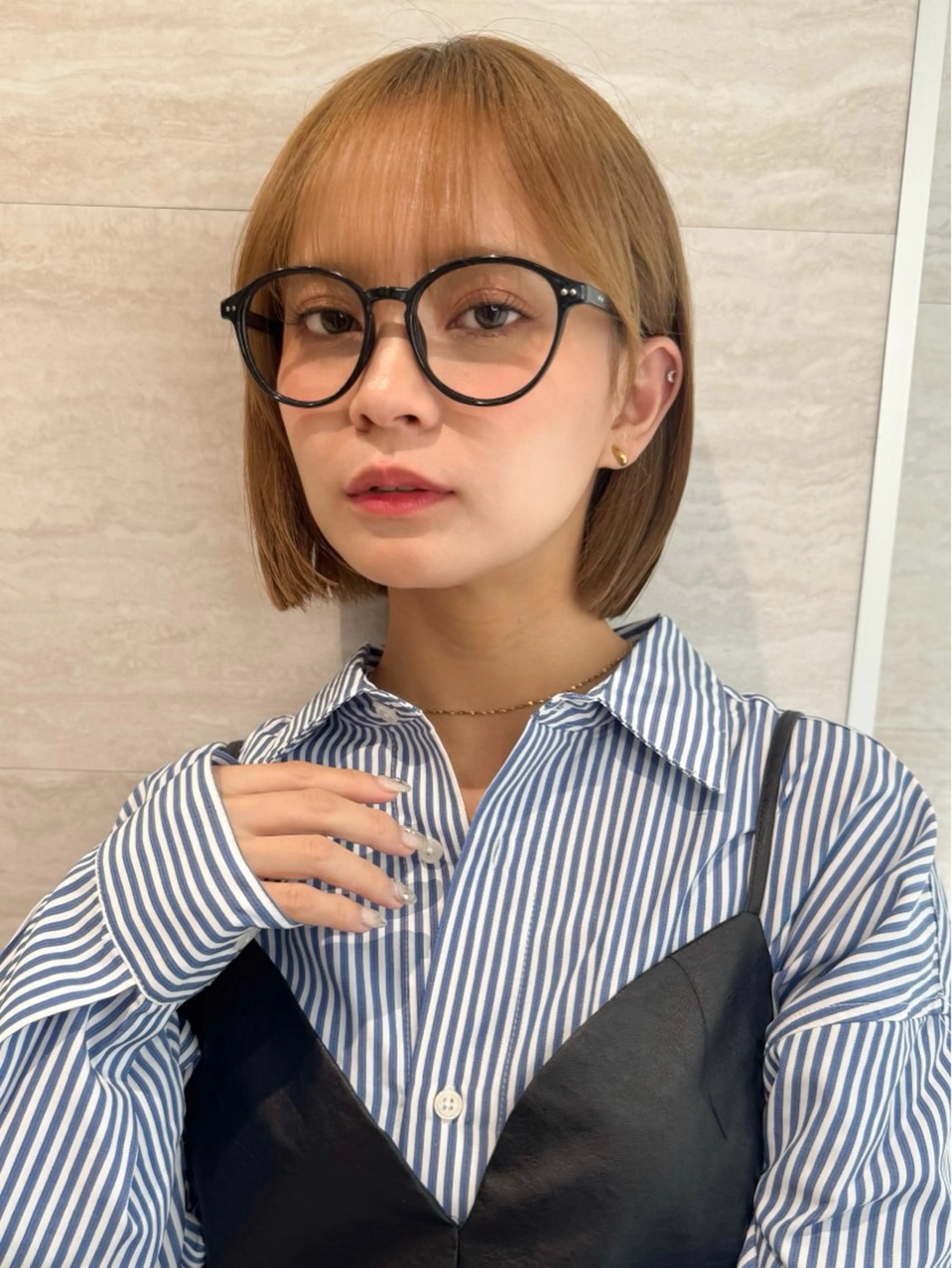 ミディアム 🫧ボブ／縮毛矯正／ 韓国／ゆーな🫧のヘアスタイル