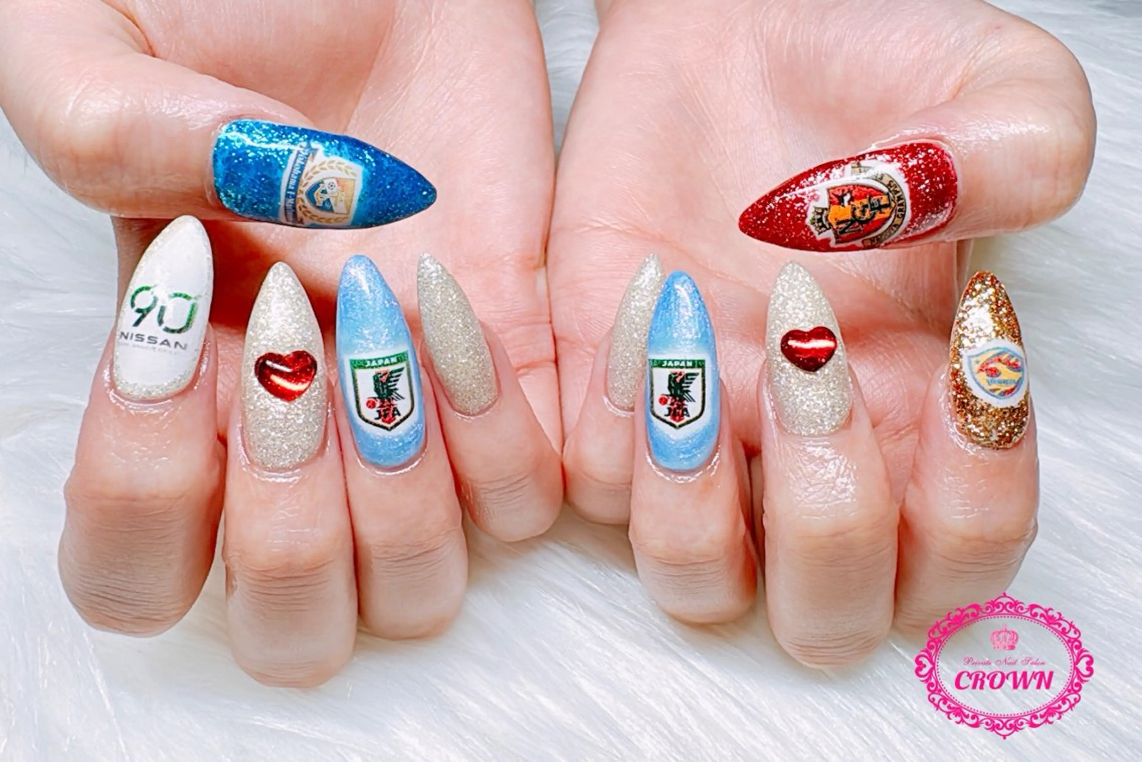 ネイル CROWN プライベートサロンのネイルデザイン