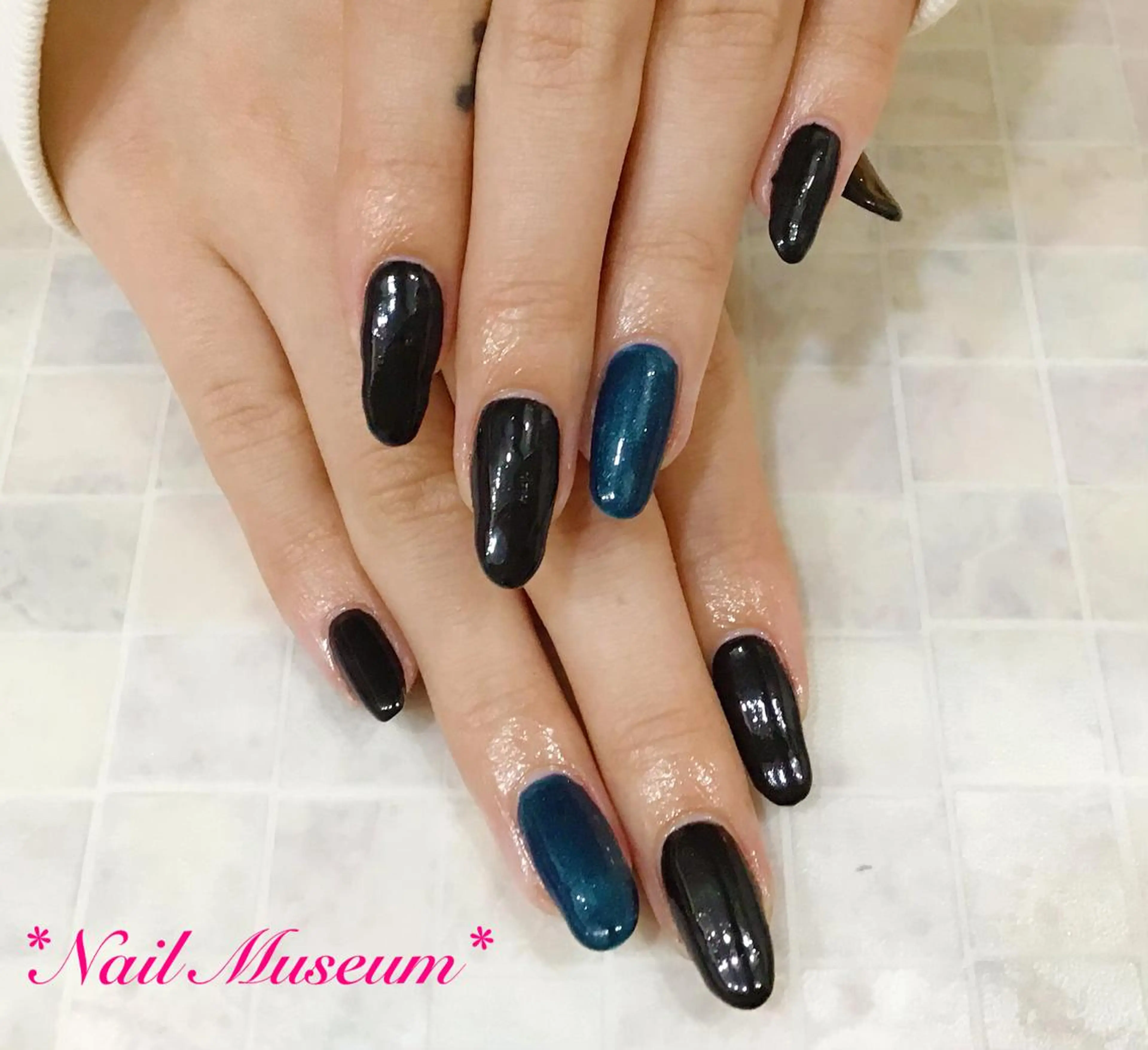 ネイル アートネイル フットネイル フレンチネイル ジェルネイル ハート マグネットネイル💛 Hayakawaのネイルデザイン