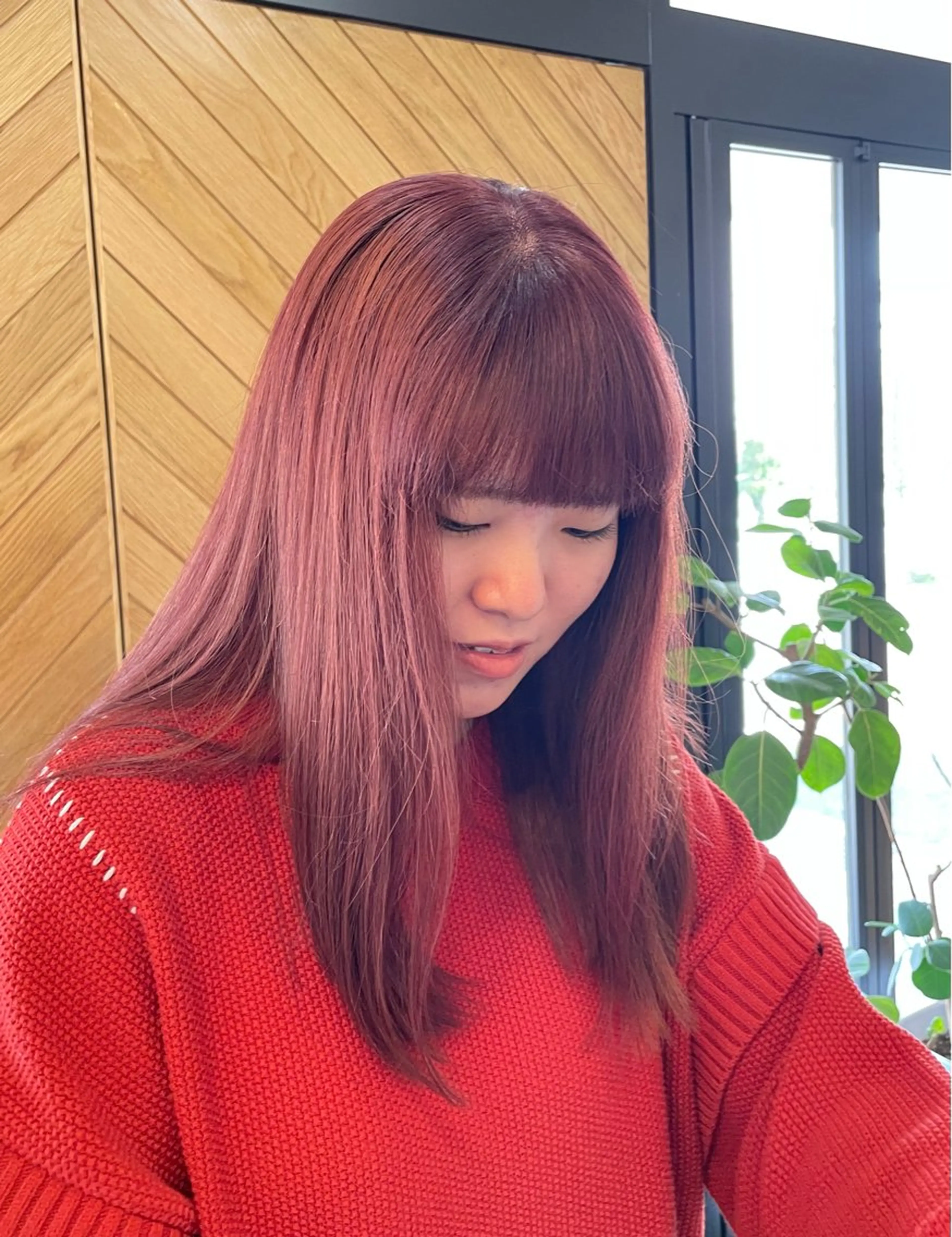 ミディアム ノエ/ インナーカラー/高岳のヘアスタイル