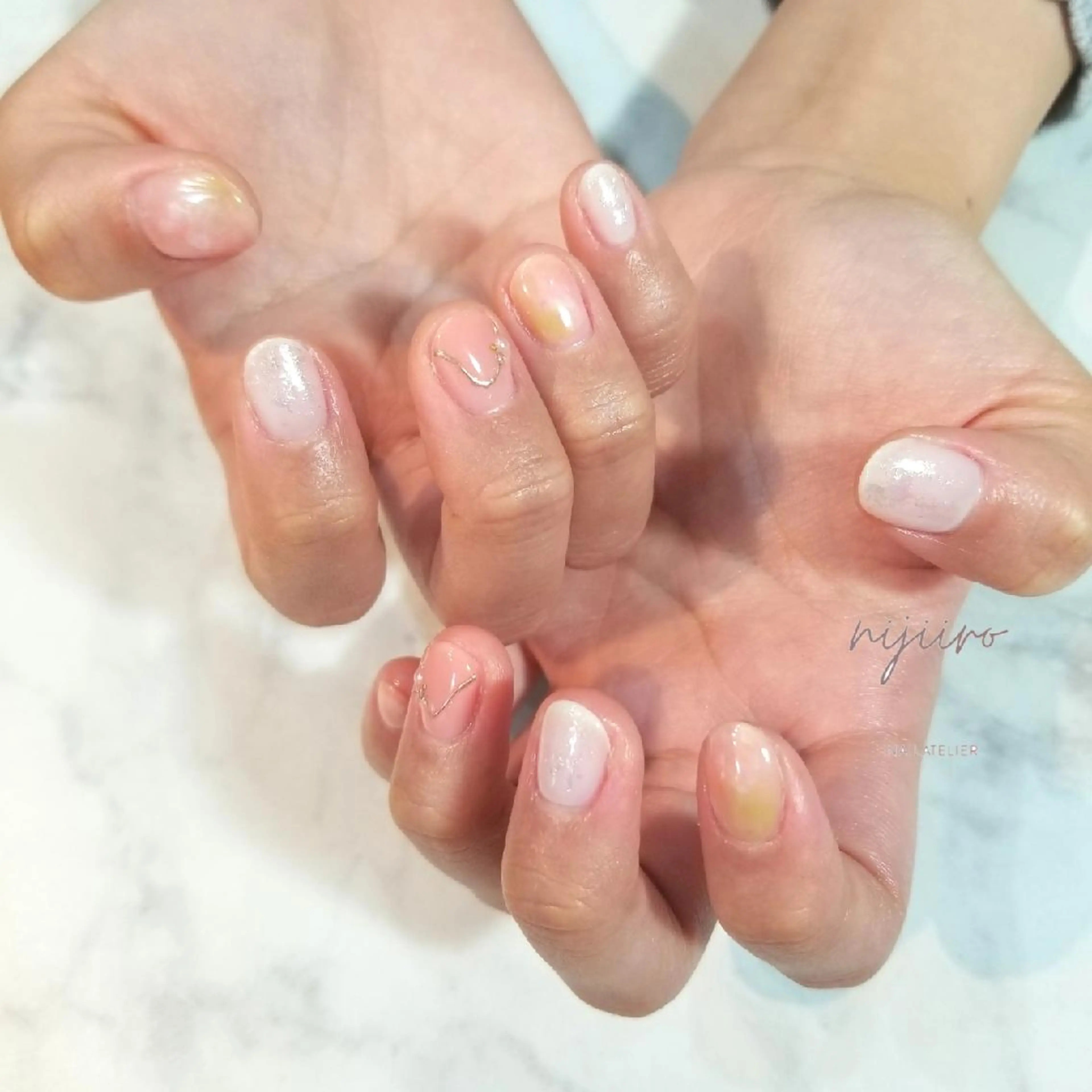 ネイル ハンドネイル nijiiro🌈 サトウのネイルデザイン