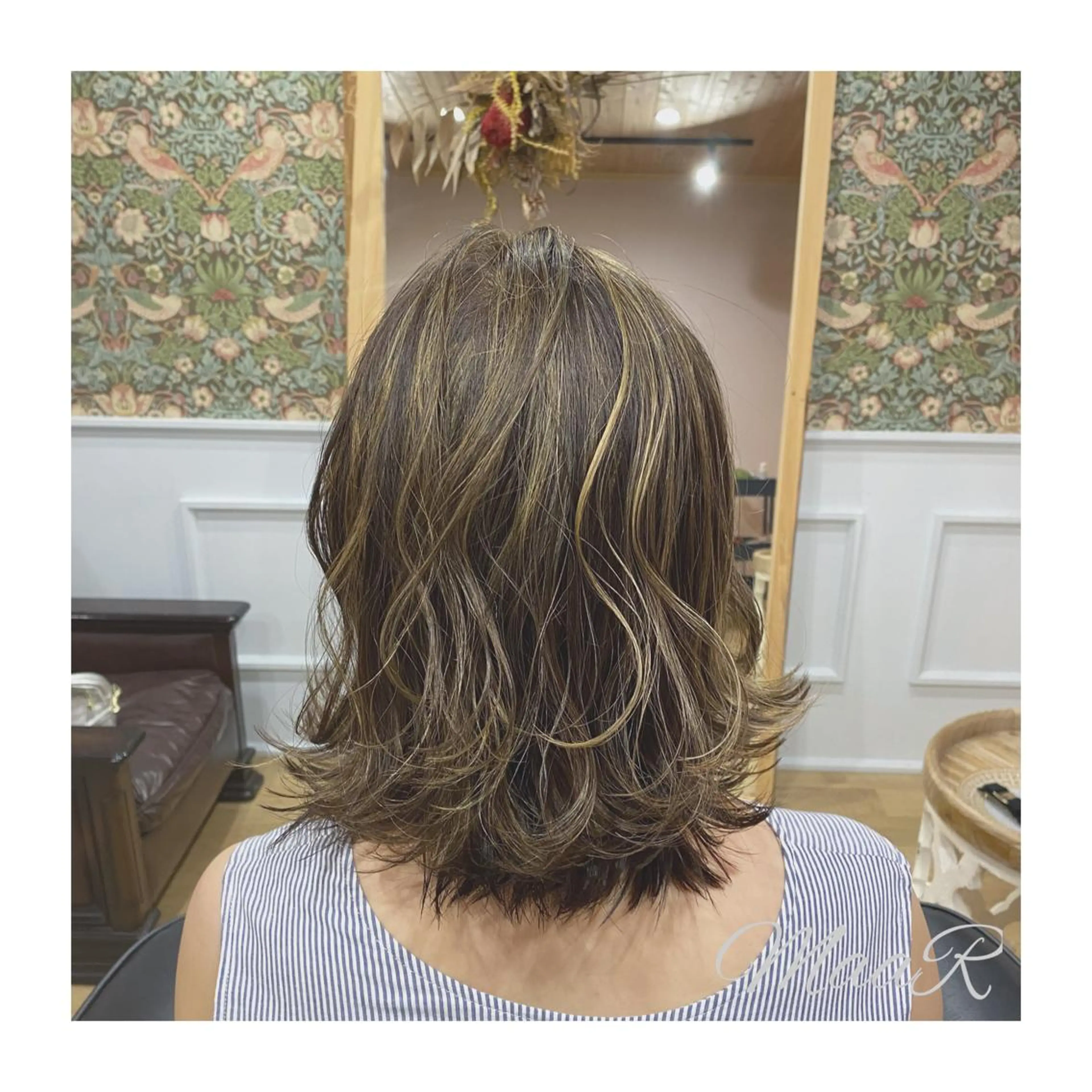 ミディアム カラー Asuka Mabuchiのヘアスタイル