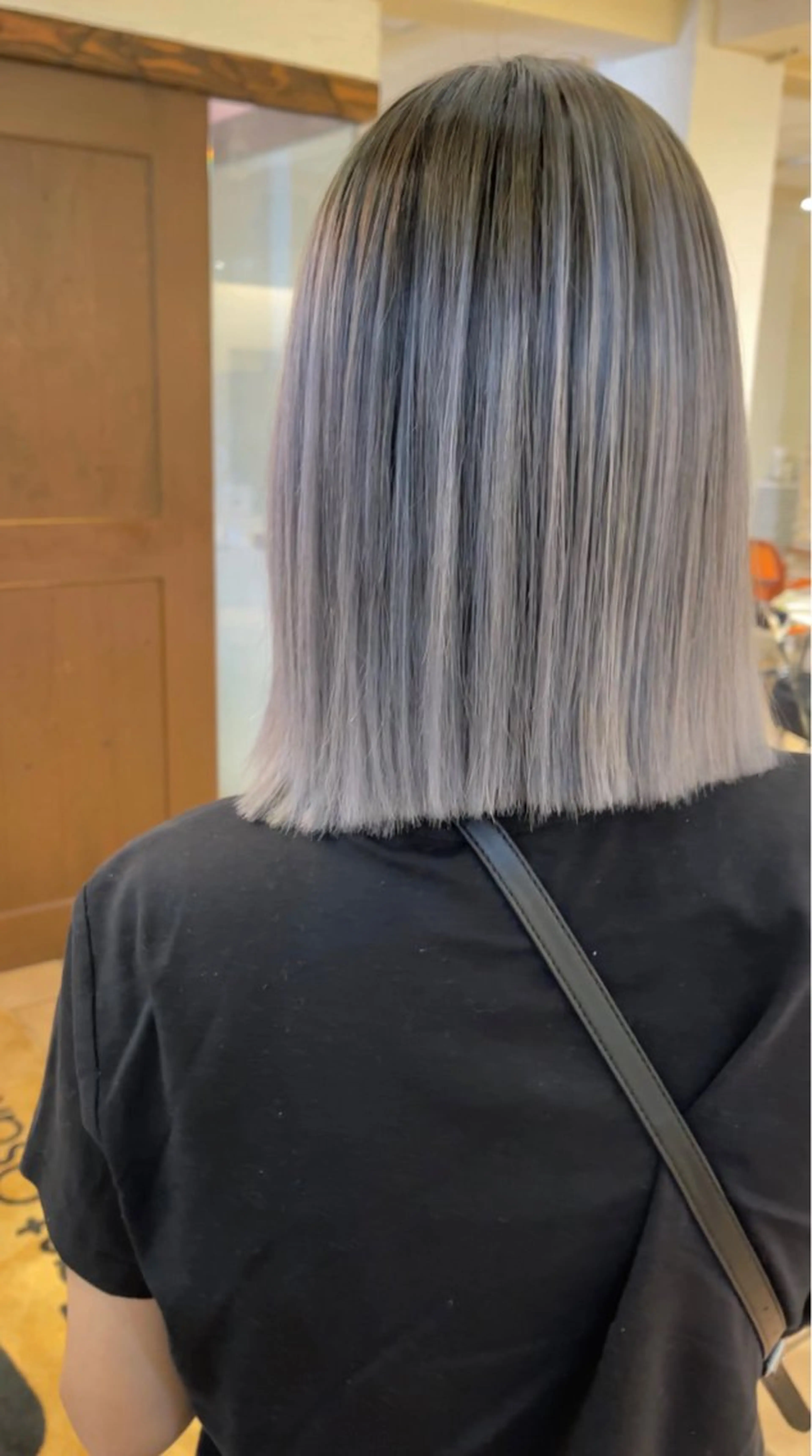 ミディアム カラー カット ヘアカラー トリートメント 海外レイヤー/ レイヤーカット/和田のヘアスタイル