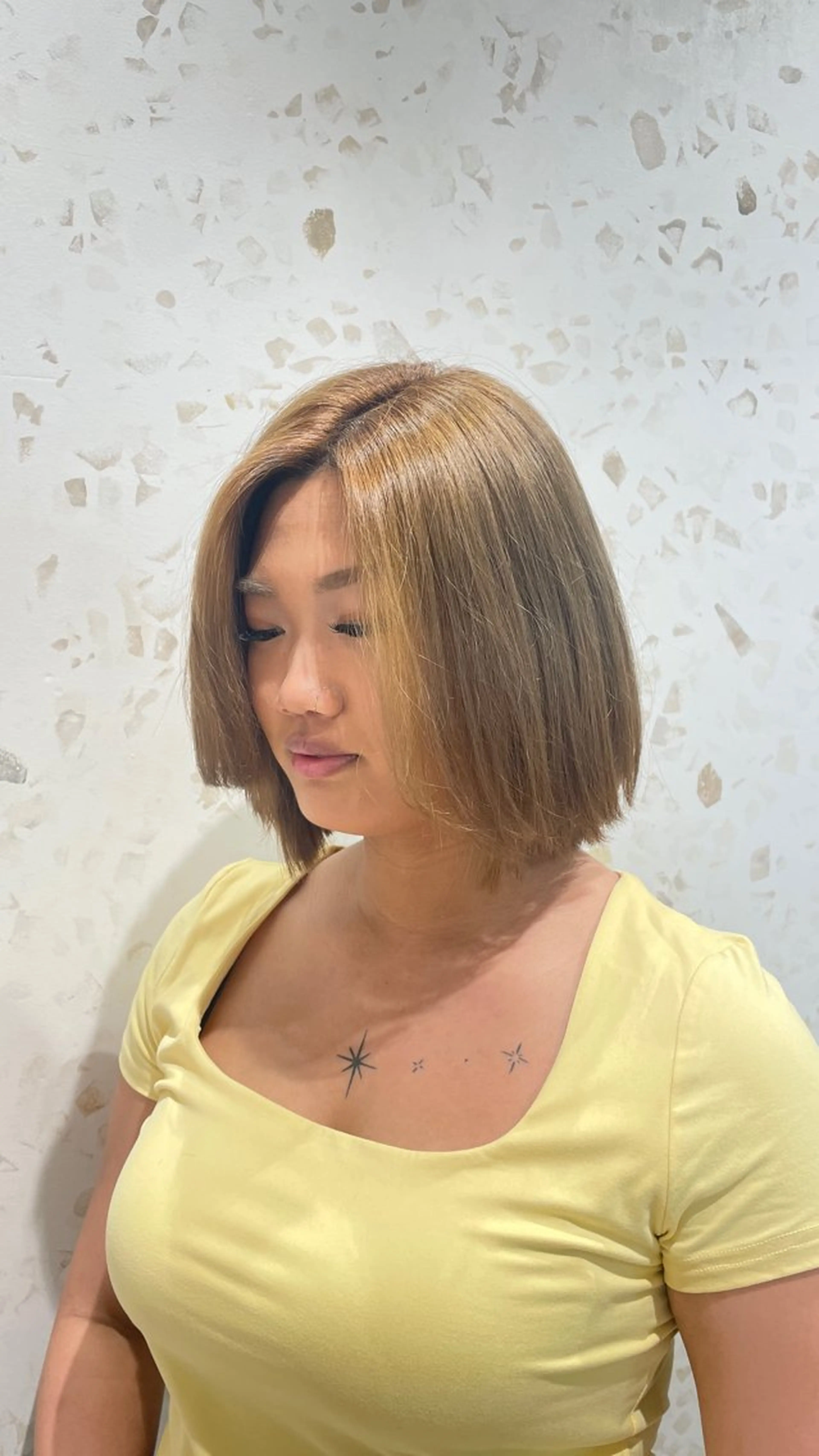 ショート ボブ 上原 彩乃のヘアスタイル