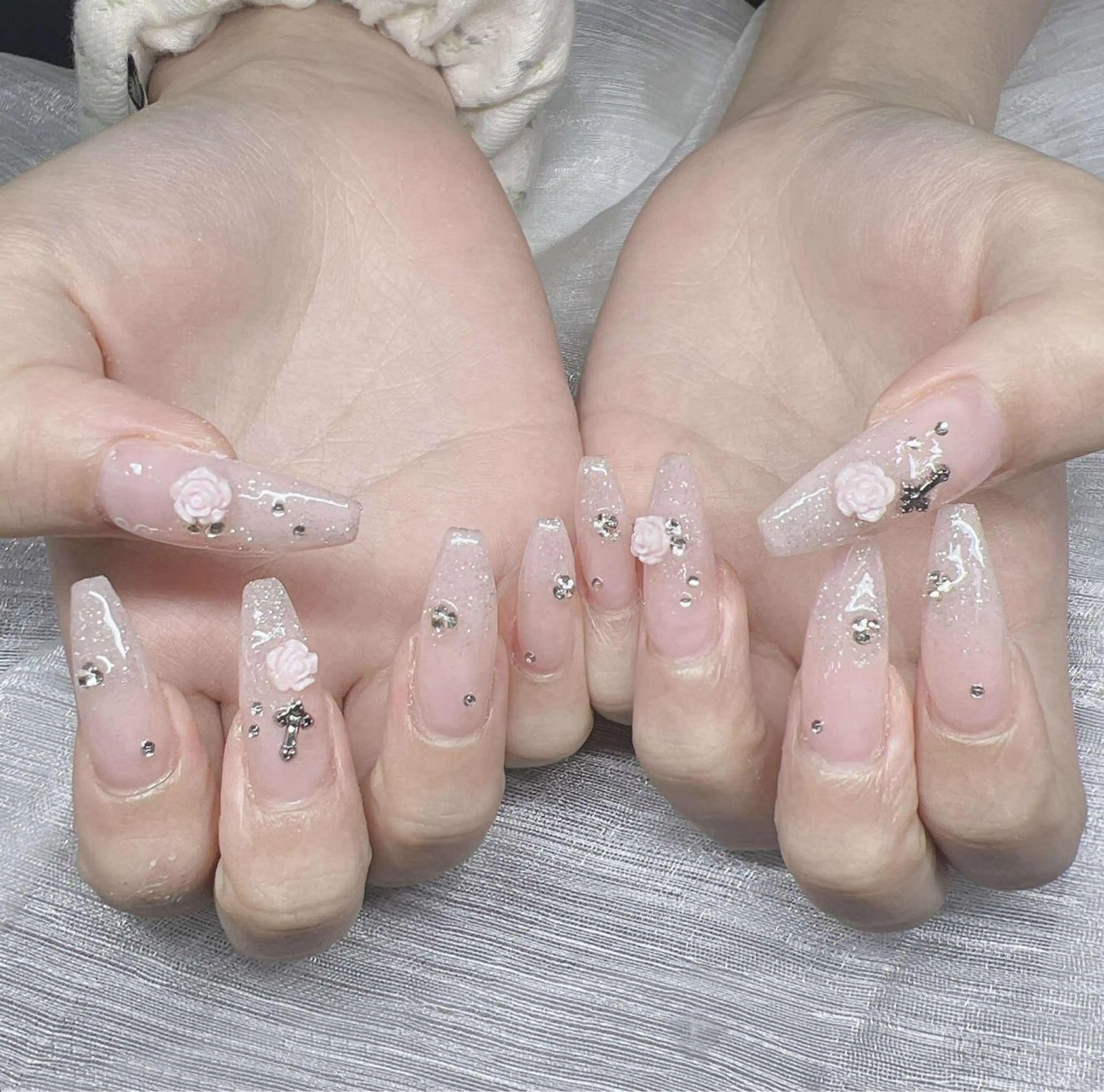 ネイル ハンドネイル Lee Nailsのネイルデザイン