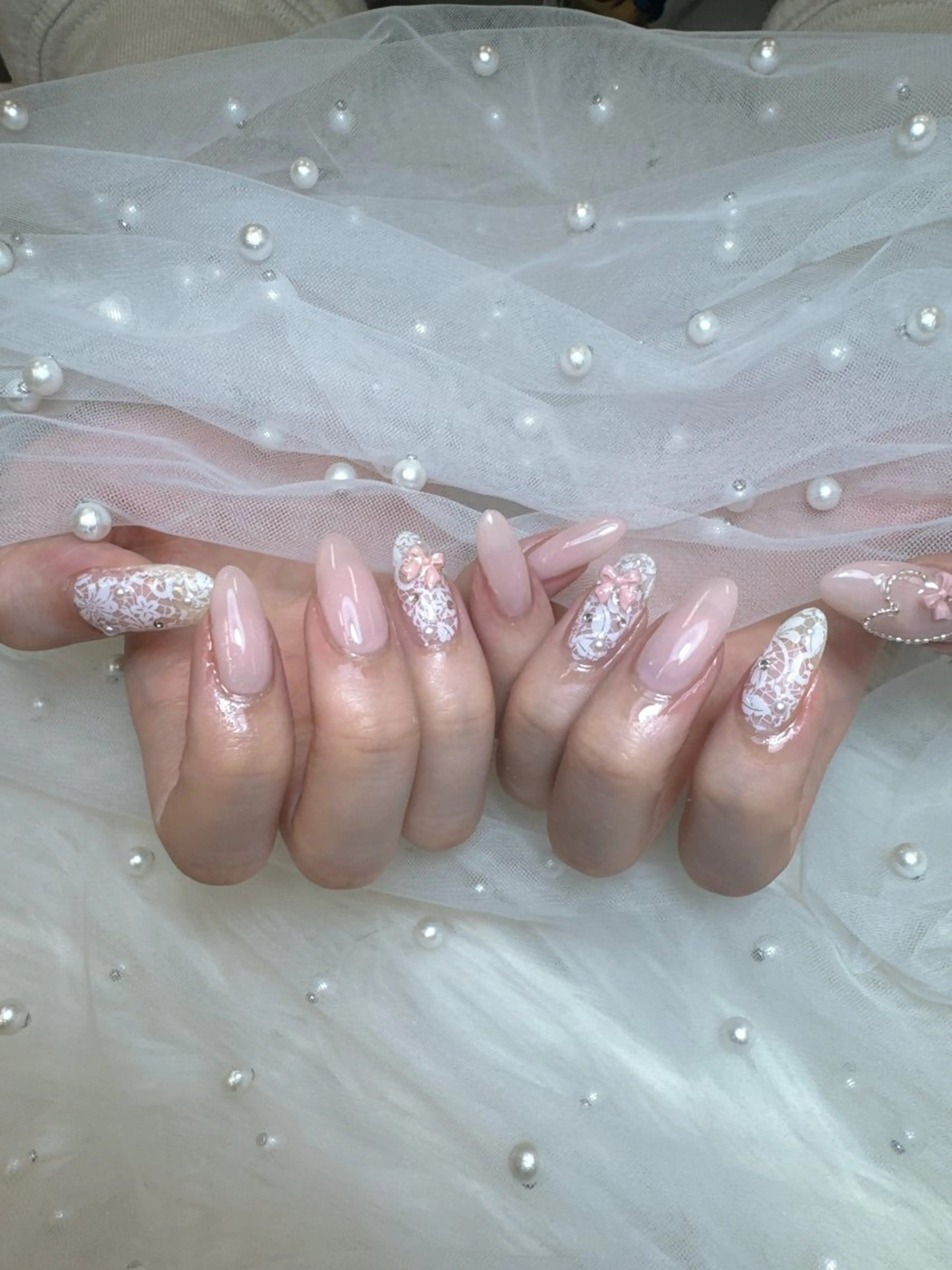 ネイル チークネイル ジェルネイル キラキラネイル 韓国ネイル 持ち込み ハンドネイル Queeens nailのネイルデザイン