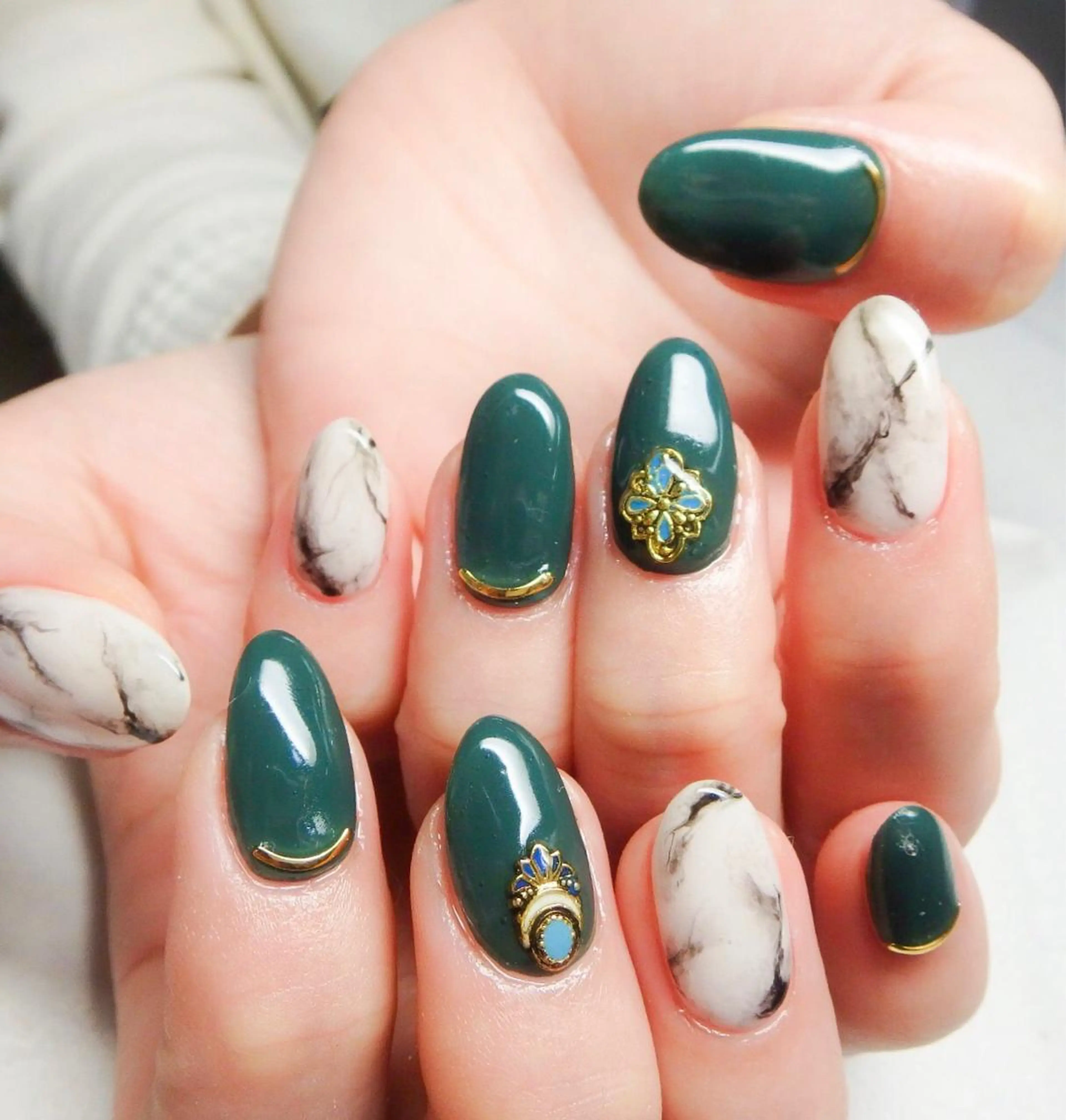 ネイル Hisaka Mikiのネイルデザイン