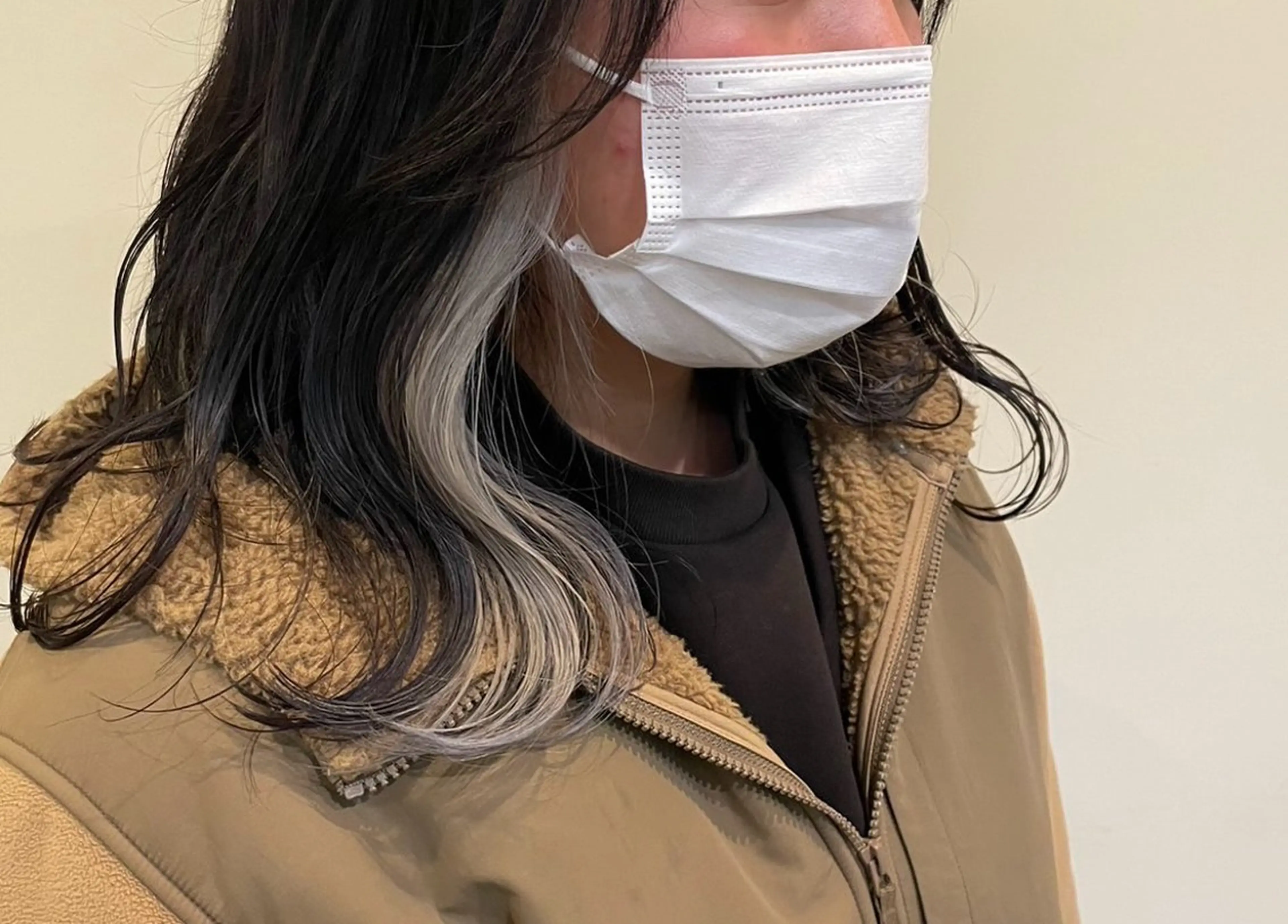 カラー ヘアカラー トリートメント しおり🍬 KOKORO🤍のヘアスタイル