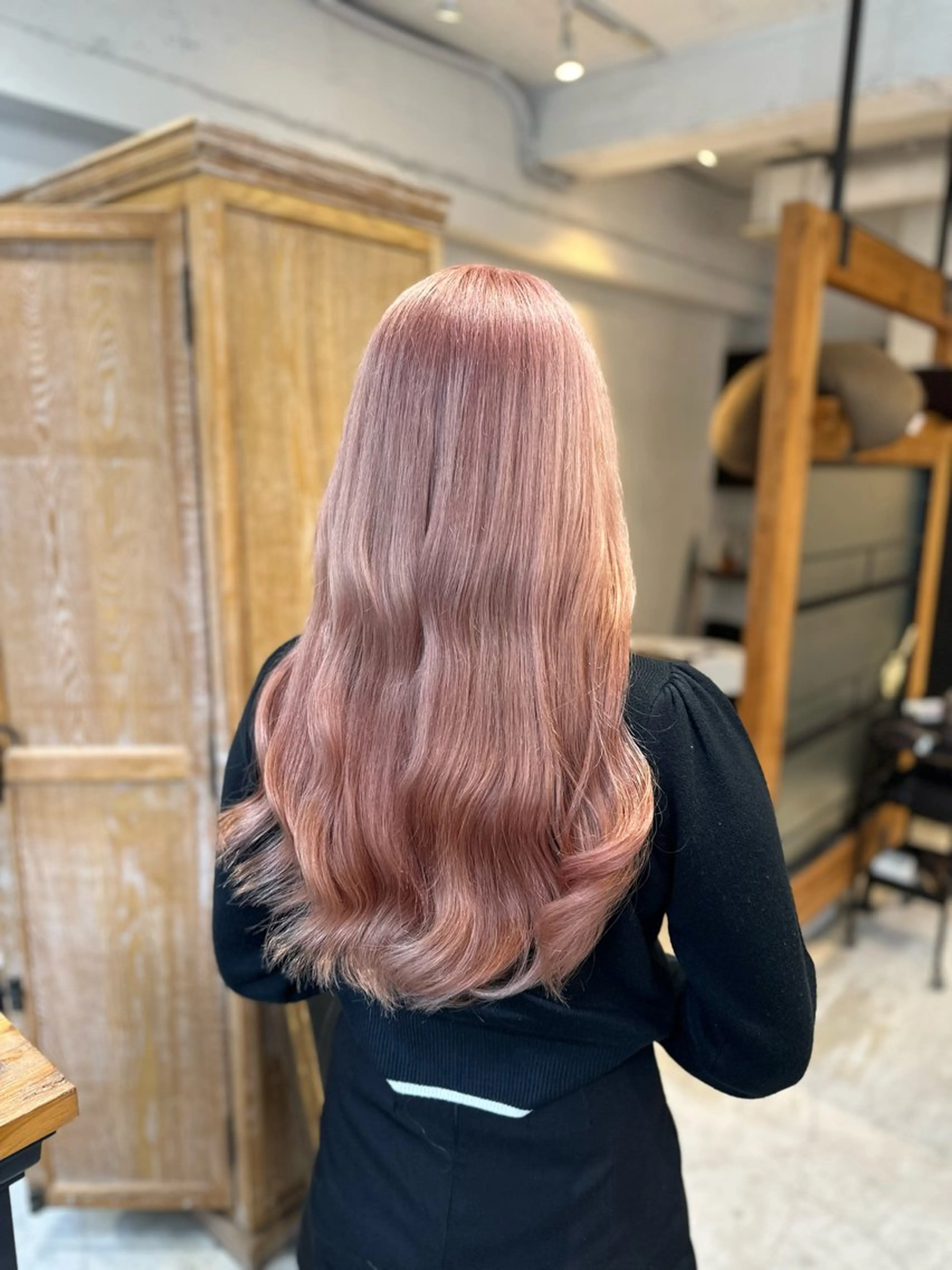 ロング ヘアカラー 秋葉原　柏木絢汰 ✨当日予約okのヘアスタイル