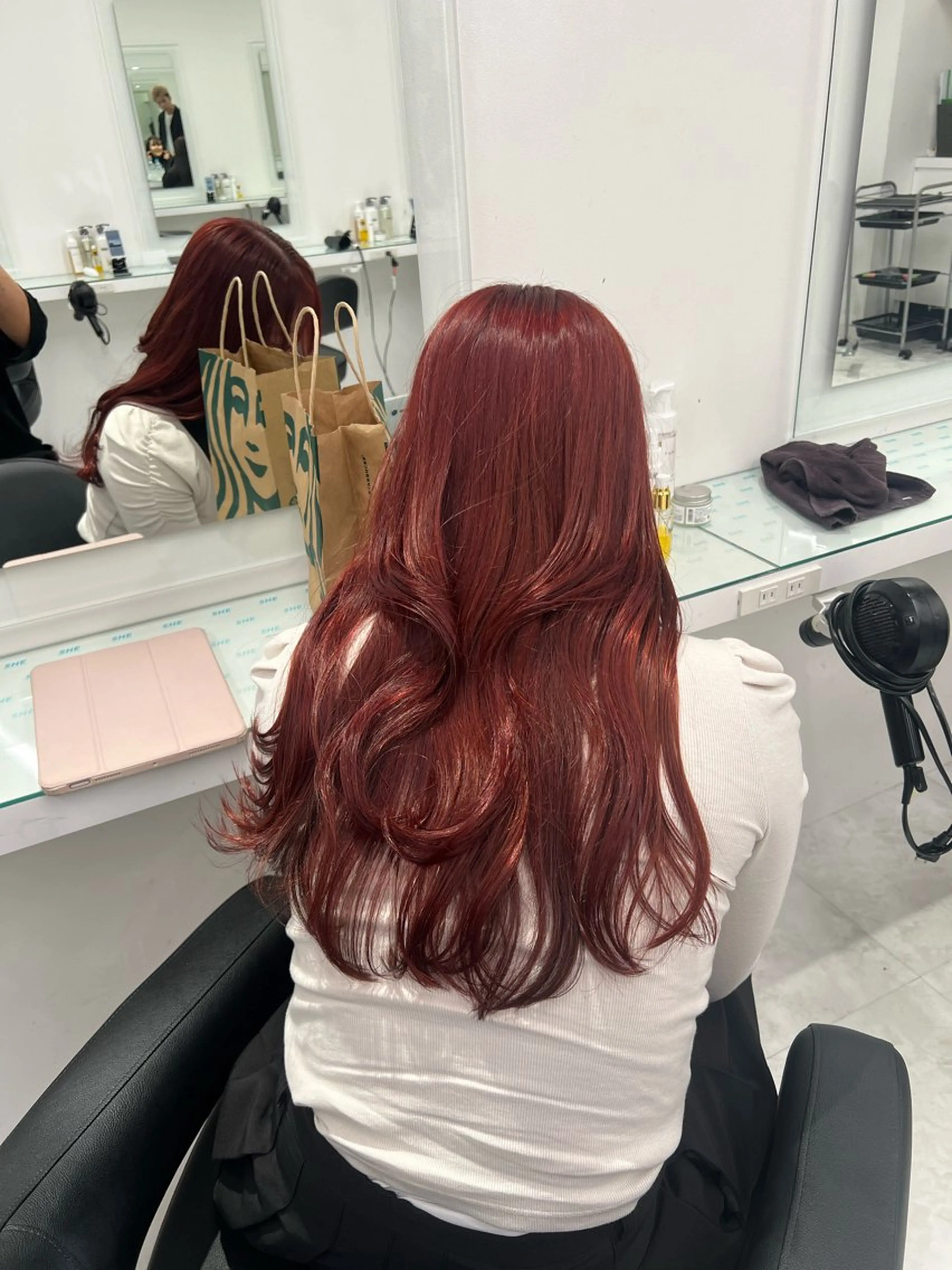カラー ヘアカラー トリートメント ヘッドスパ ヘアセット ブリーチなし透明感 💗RYOTAのヘアスタイル