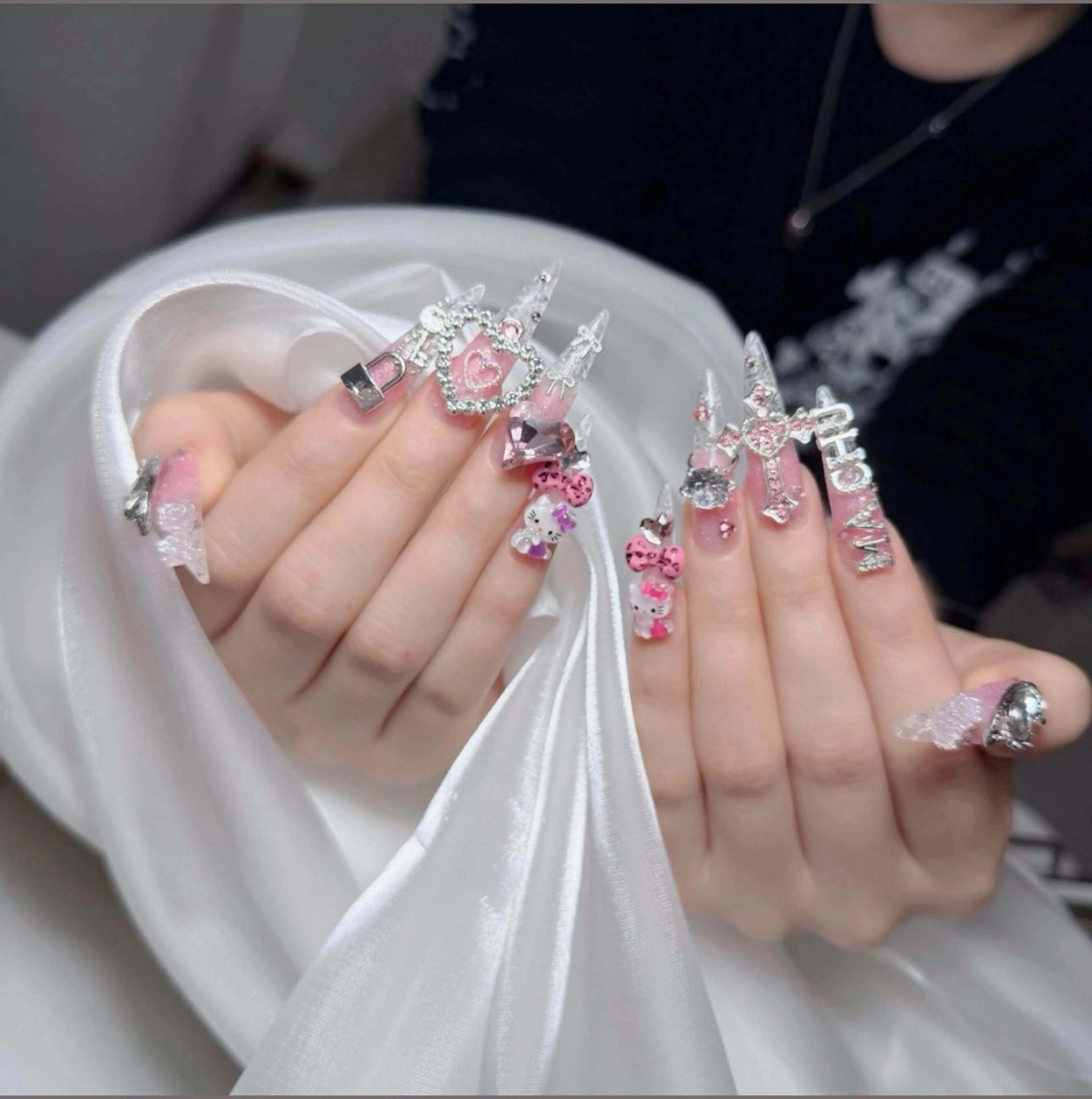 ネイル アートネイル 韓国ネイル 持ち込み ワンホンネイル ハンドネイル Lenie Nail Salonのネイルデザイン