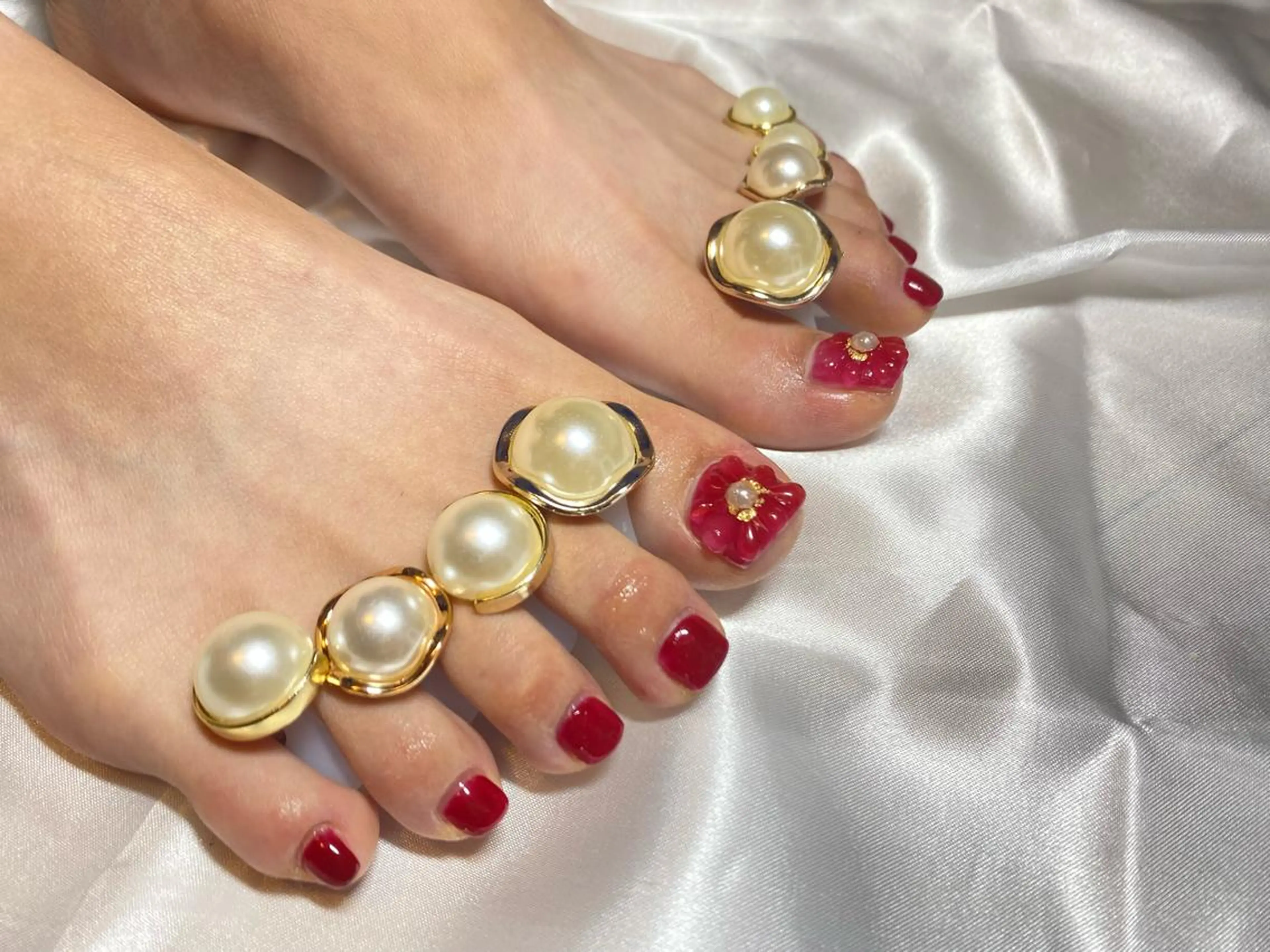 キッズ ネイル フットネイル ワンカラーネイル ぷっくりネイル 赤色 フットネイル おうちネイルサロン RINAのその他イメージ