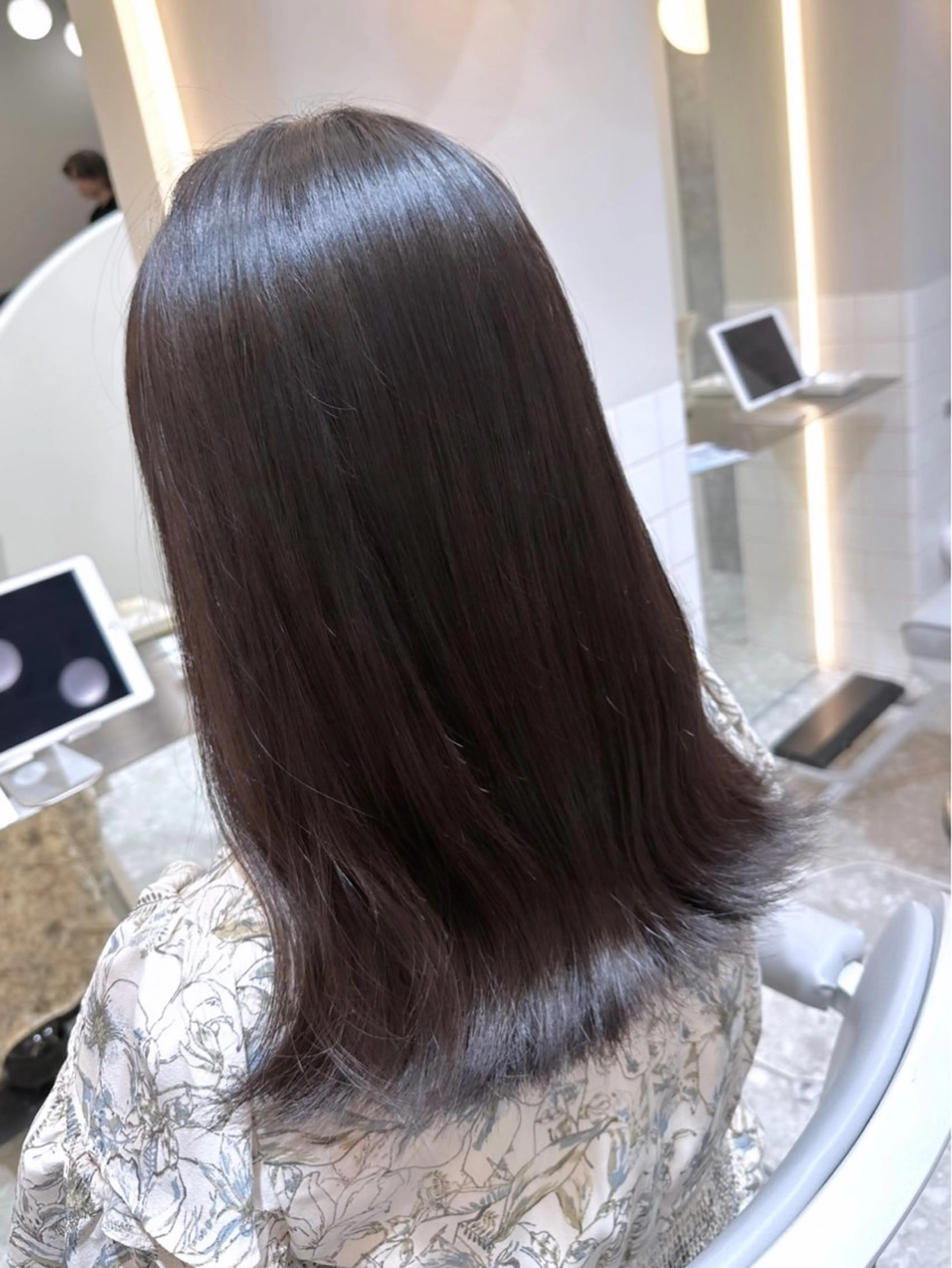 ミディアム カラー ヘアカラー トリートメント ヘッドスパ 髪質改善/韓国ヘア レイヤー/新宿/ロミのヘアスタイル