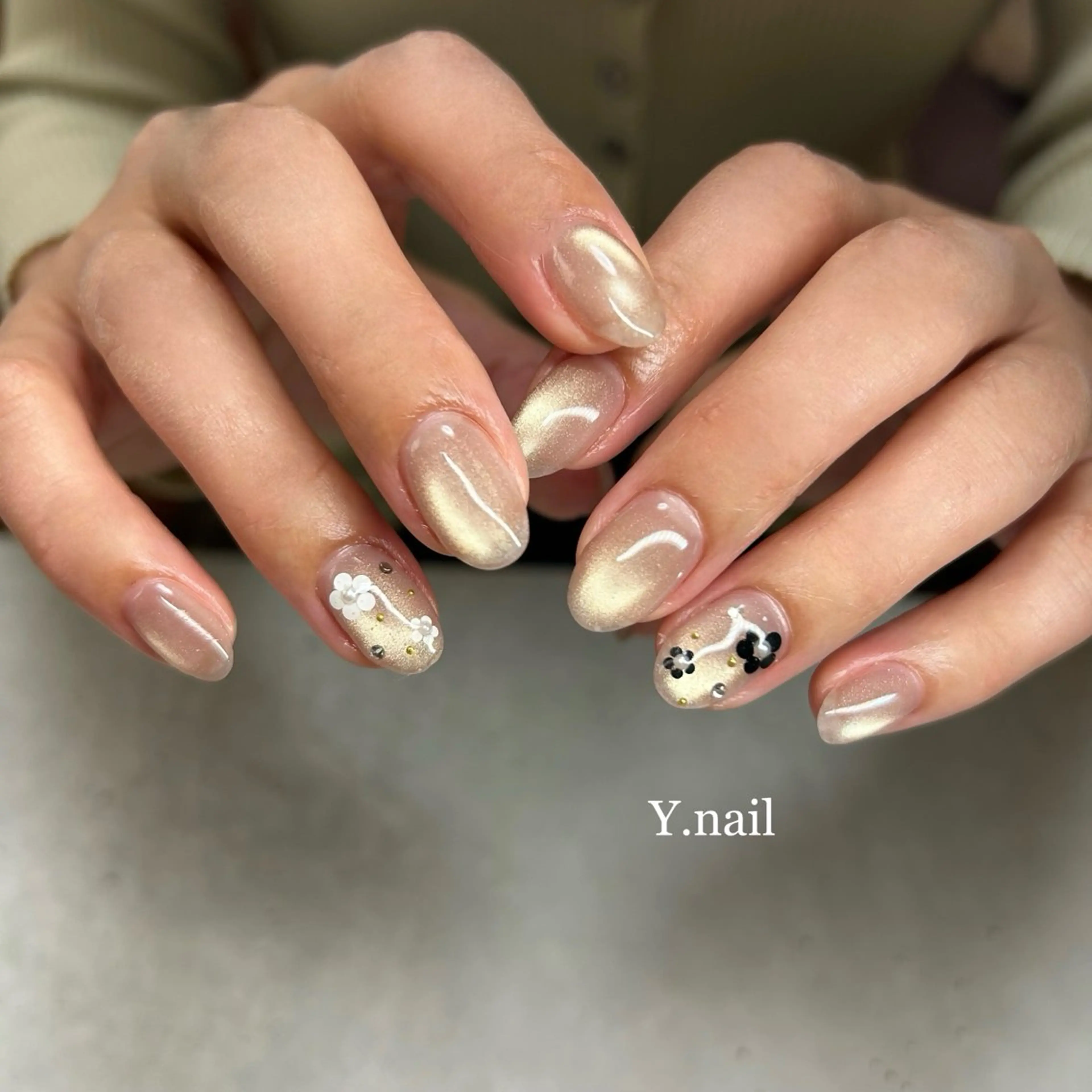 ネイル Y. nailのネイルデザイン