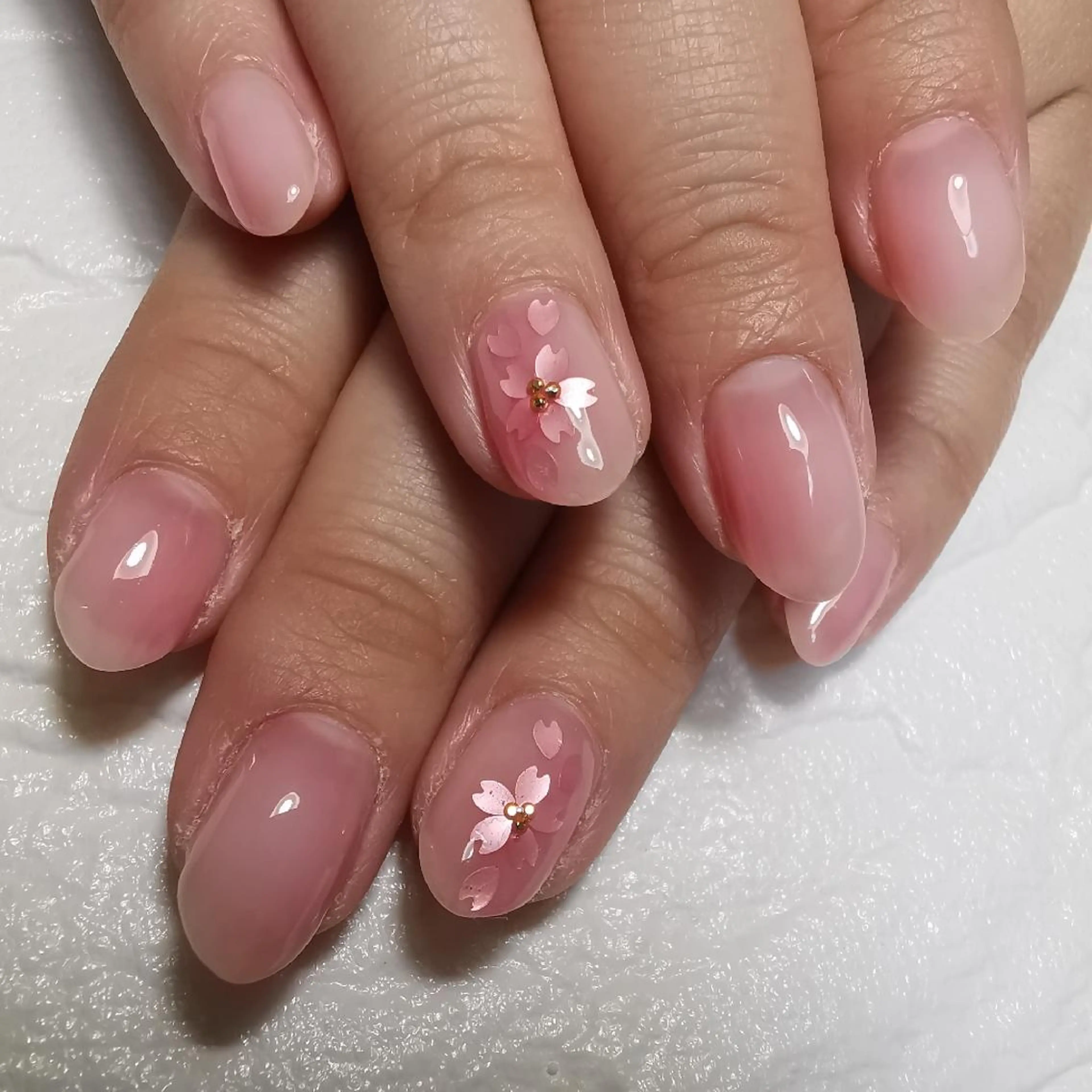 ネイル 桜ネイル グラデーション ハンドネイル reve あやののネイルデザイン