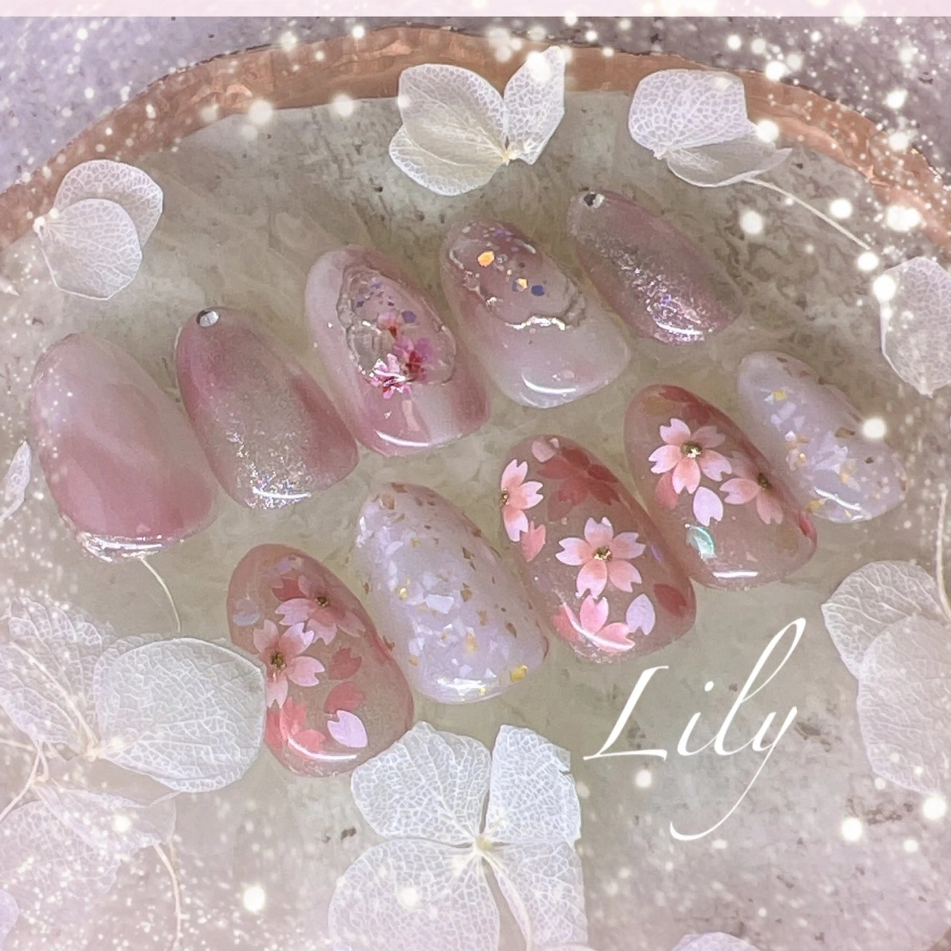 ネイル ハンドネイル Lily*nail 🌻Mii🌻のネイルデザイン