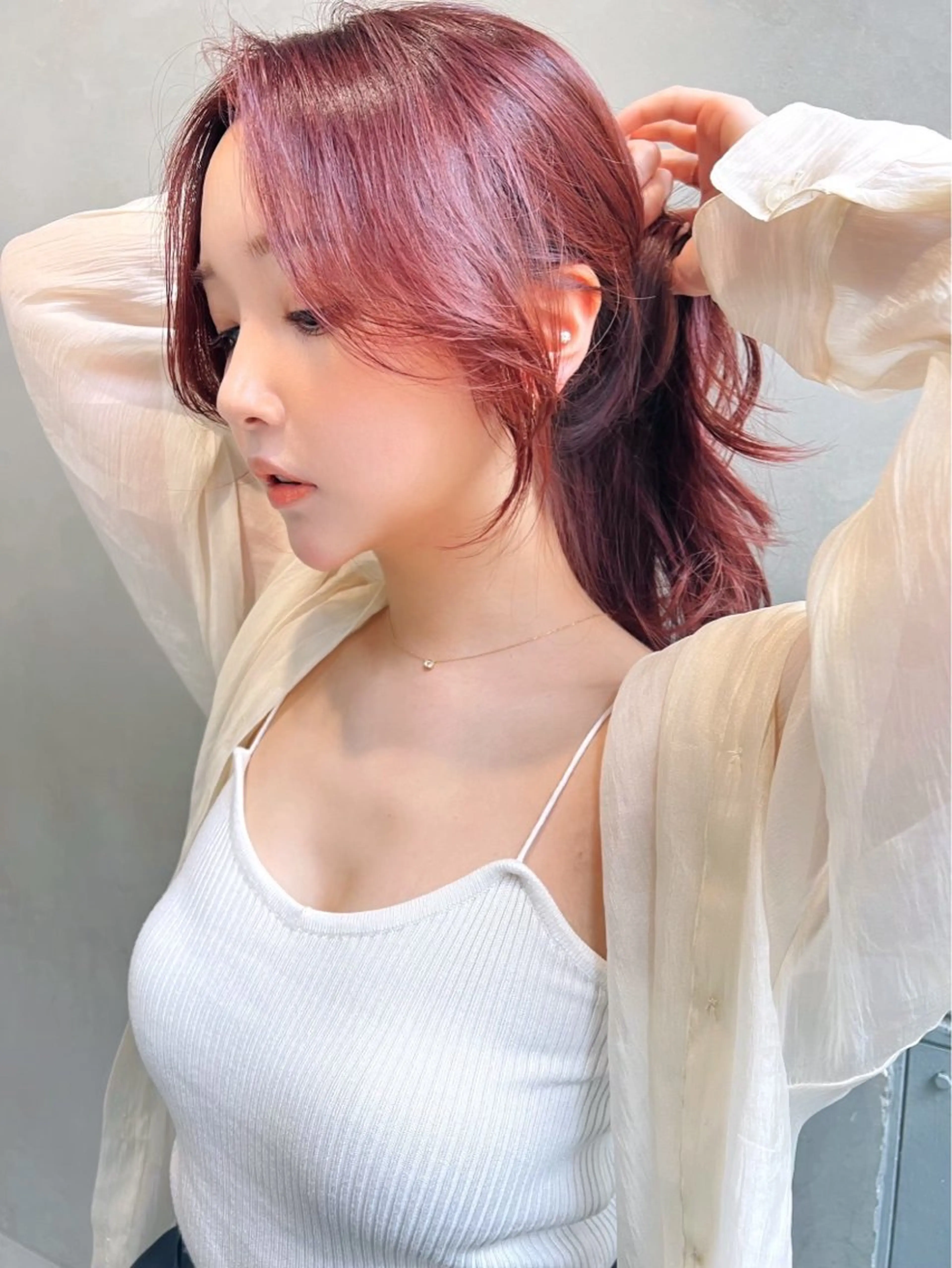 ミディアム カラー くびれヘア 髪質改善 韓国風ヘア レイヤーカット カット ヘアカラー トリートメント 艶髪/レイヤーカット 髪質改善/清水のヘアスタイル