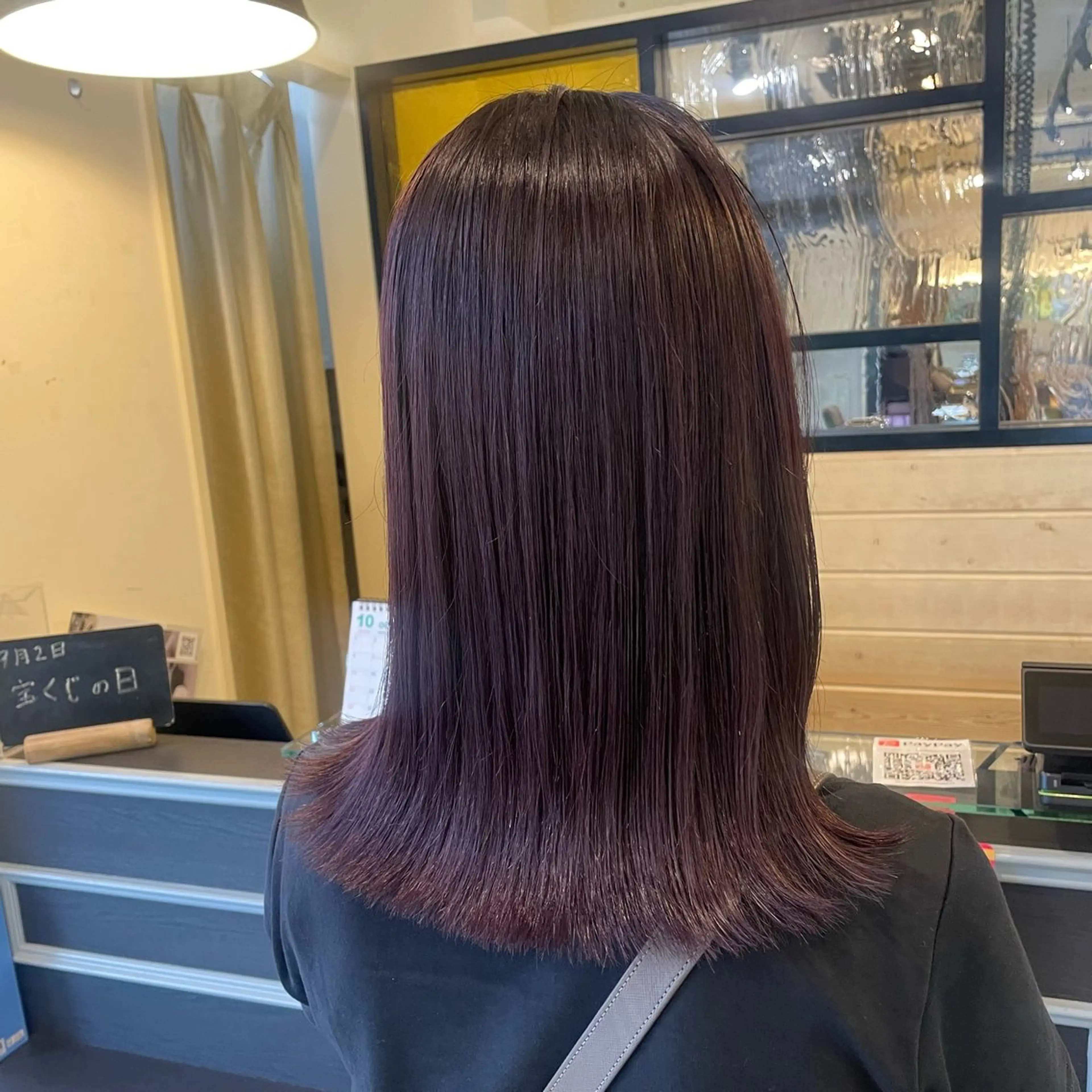 ミディアム カラー スナコザワ レナのヘアスタイル