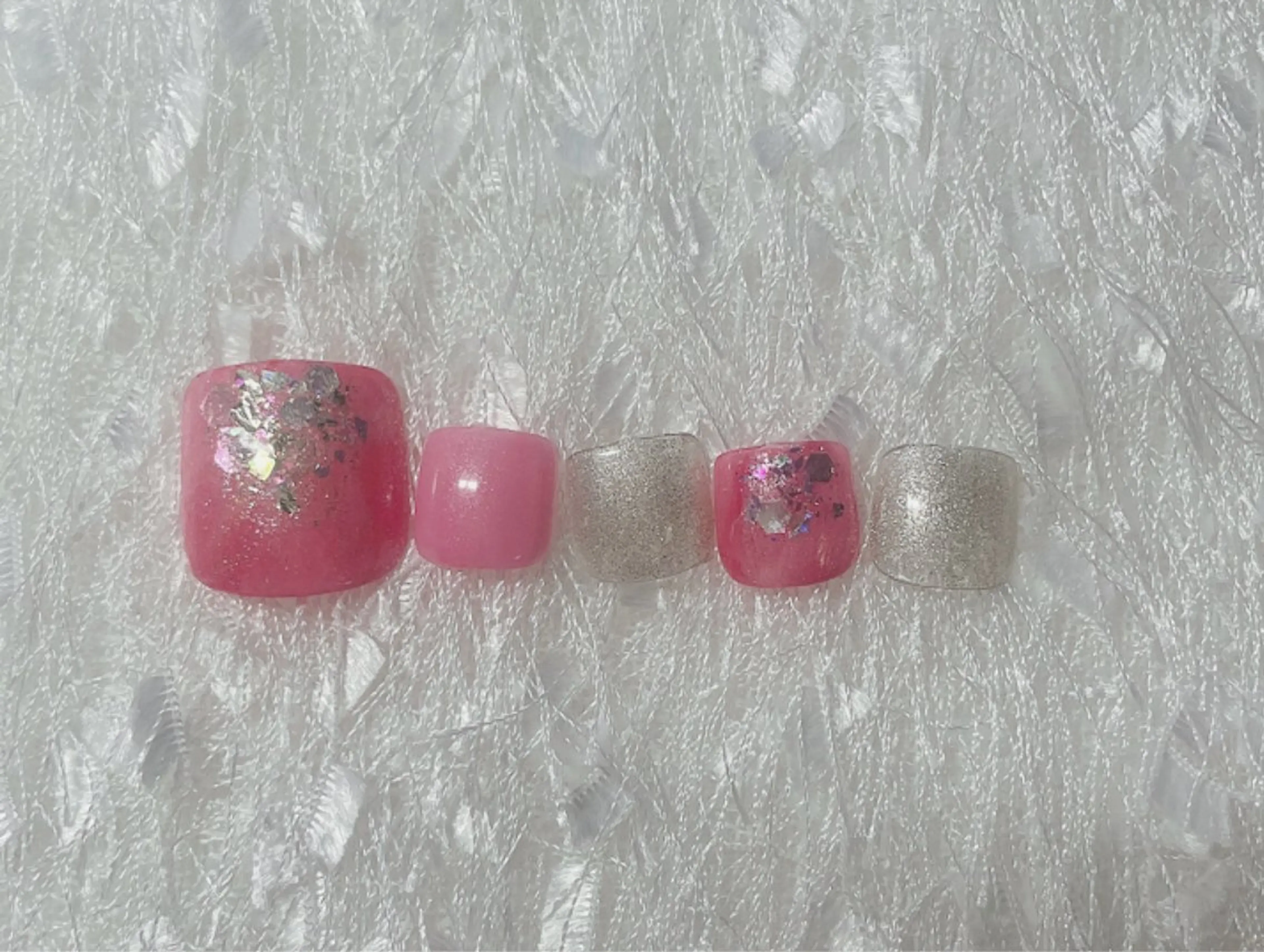 ネイル アートネイル フットネイル ホログラムネイル ピンク Nakao Hitomiのネイルデザイン