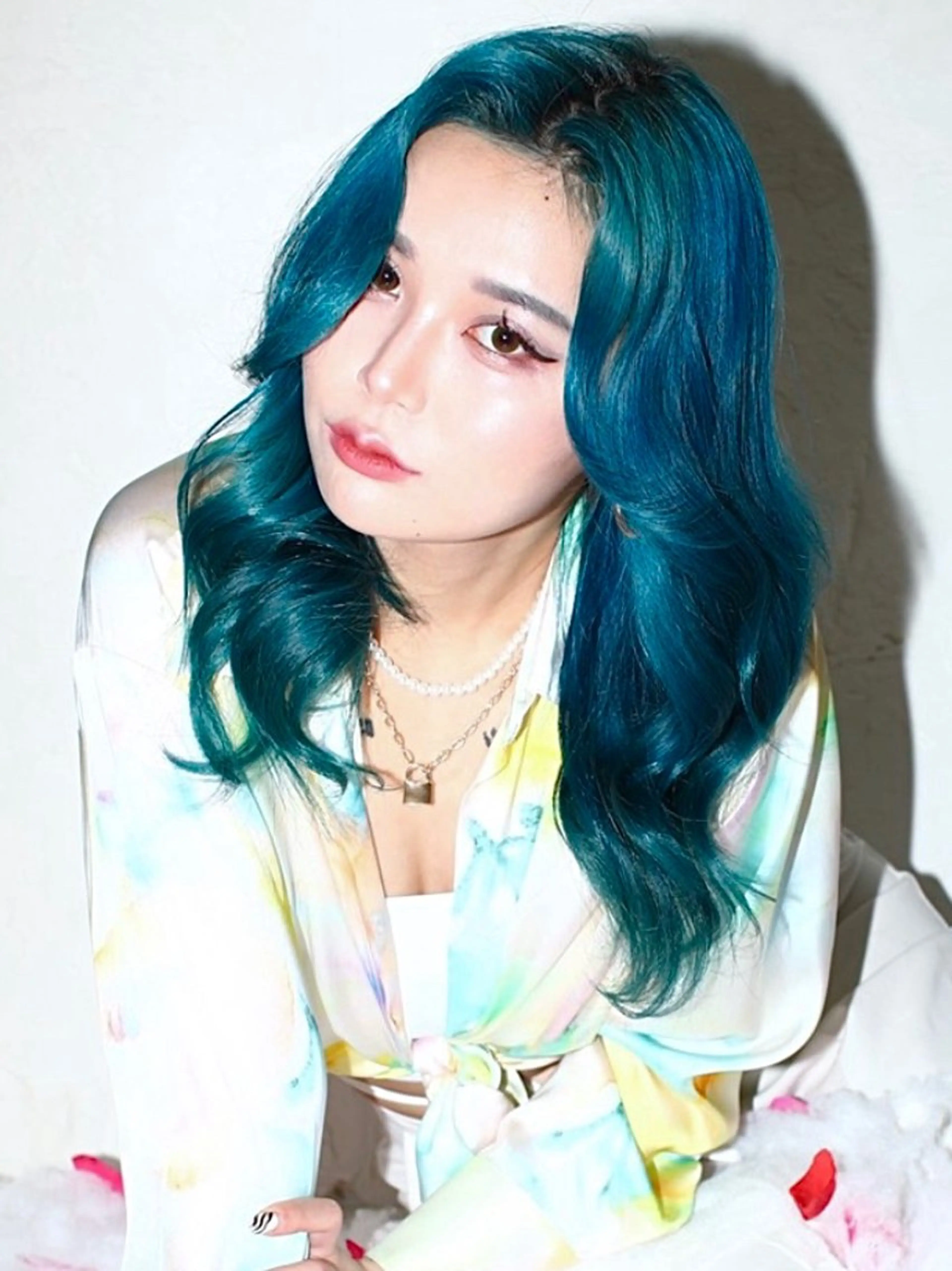 ロング カラー ブリーチ ケアブリーチ ダブルカラー 💖ムラ修正ブリーチ 💖【YUU】のヘアスタイル