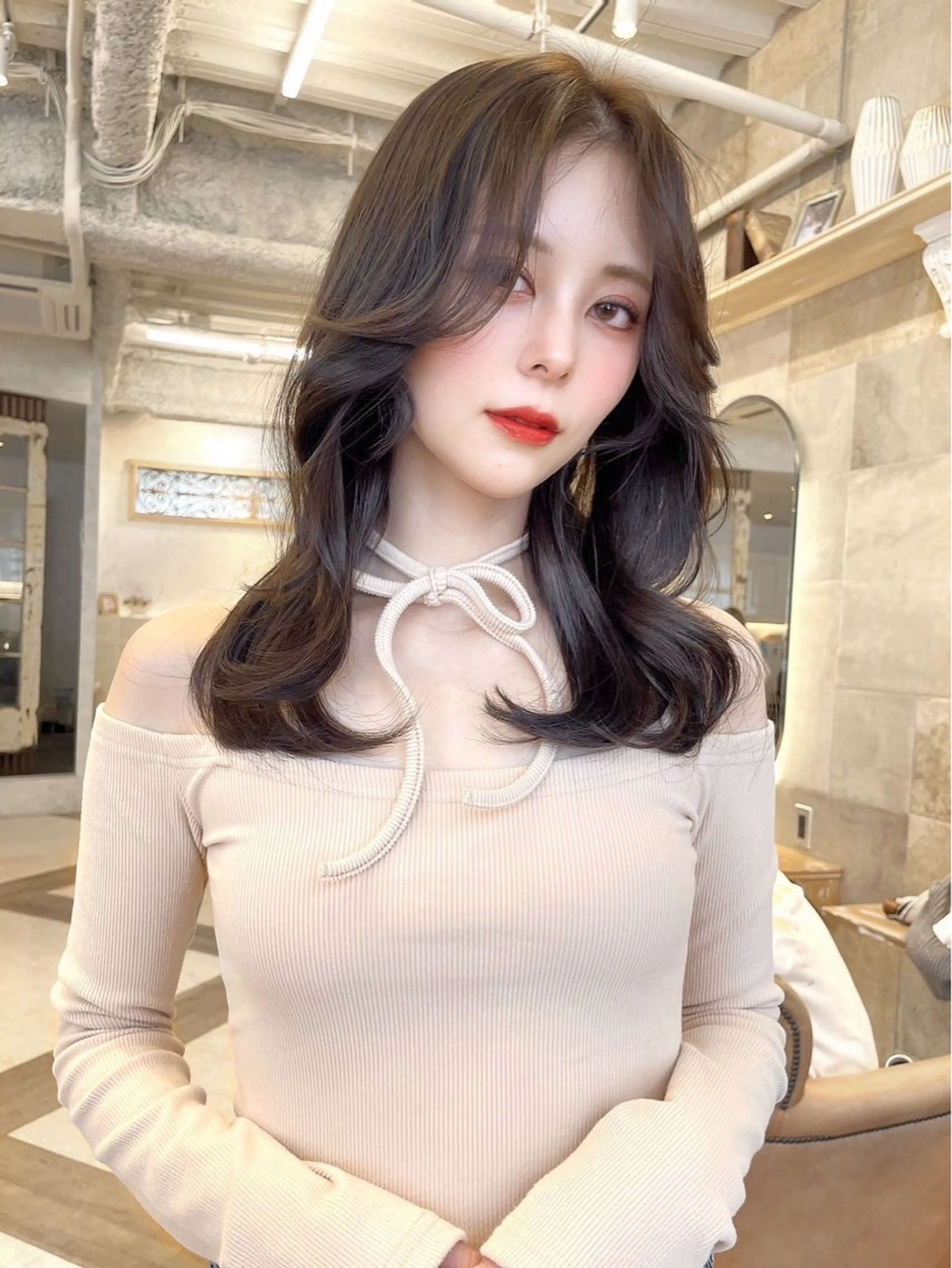 ロング カット ヘアカラー トリートメント Kanami/韓国風 /艶カラーのヘアスタイル