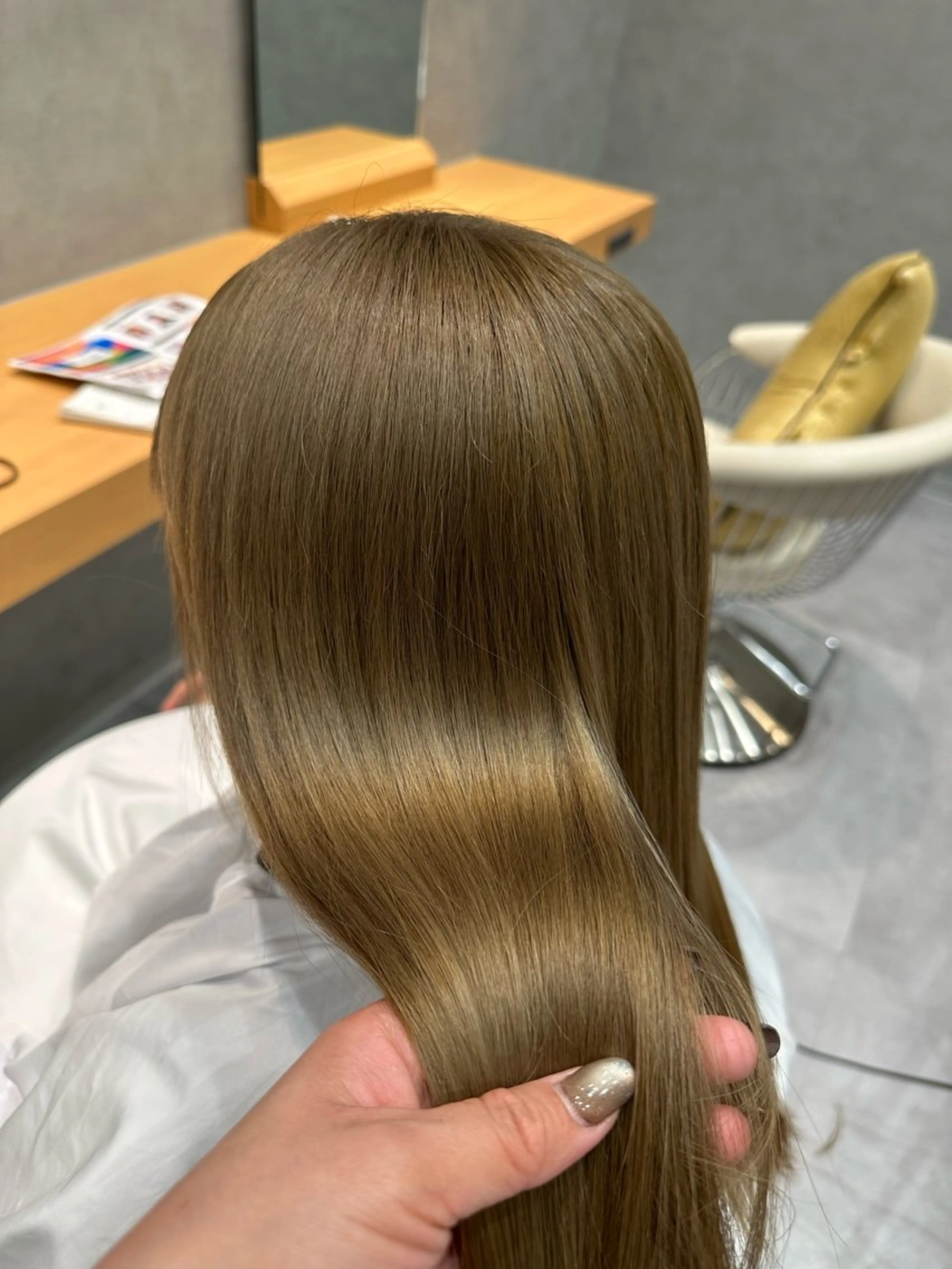 ロング 森 沙織のヘアスタイル