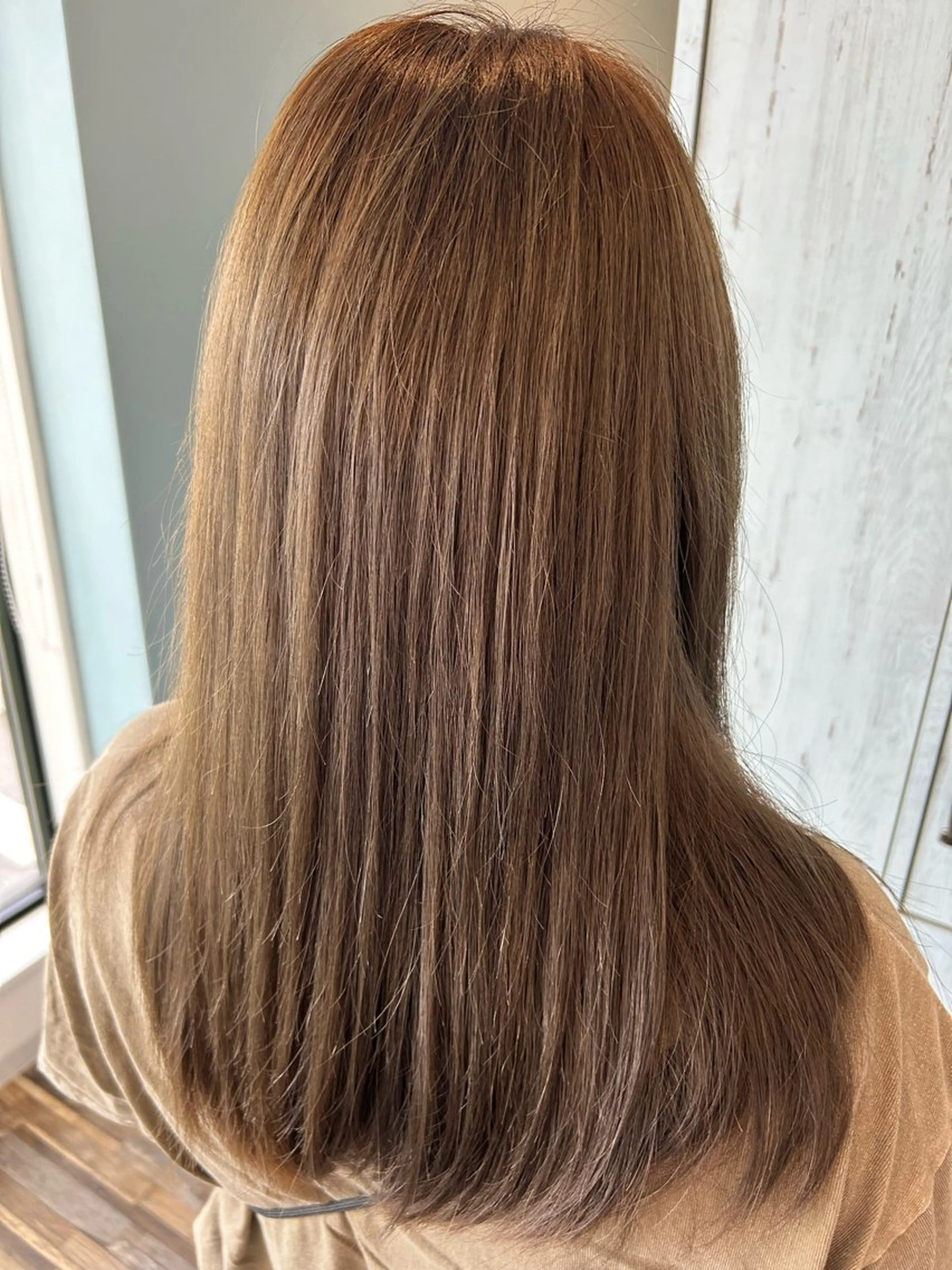 ロング 高木 瑶子のヘアスタイル