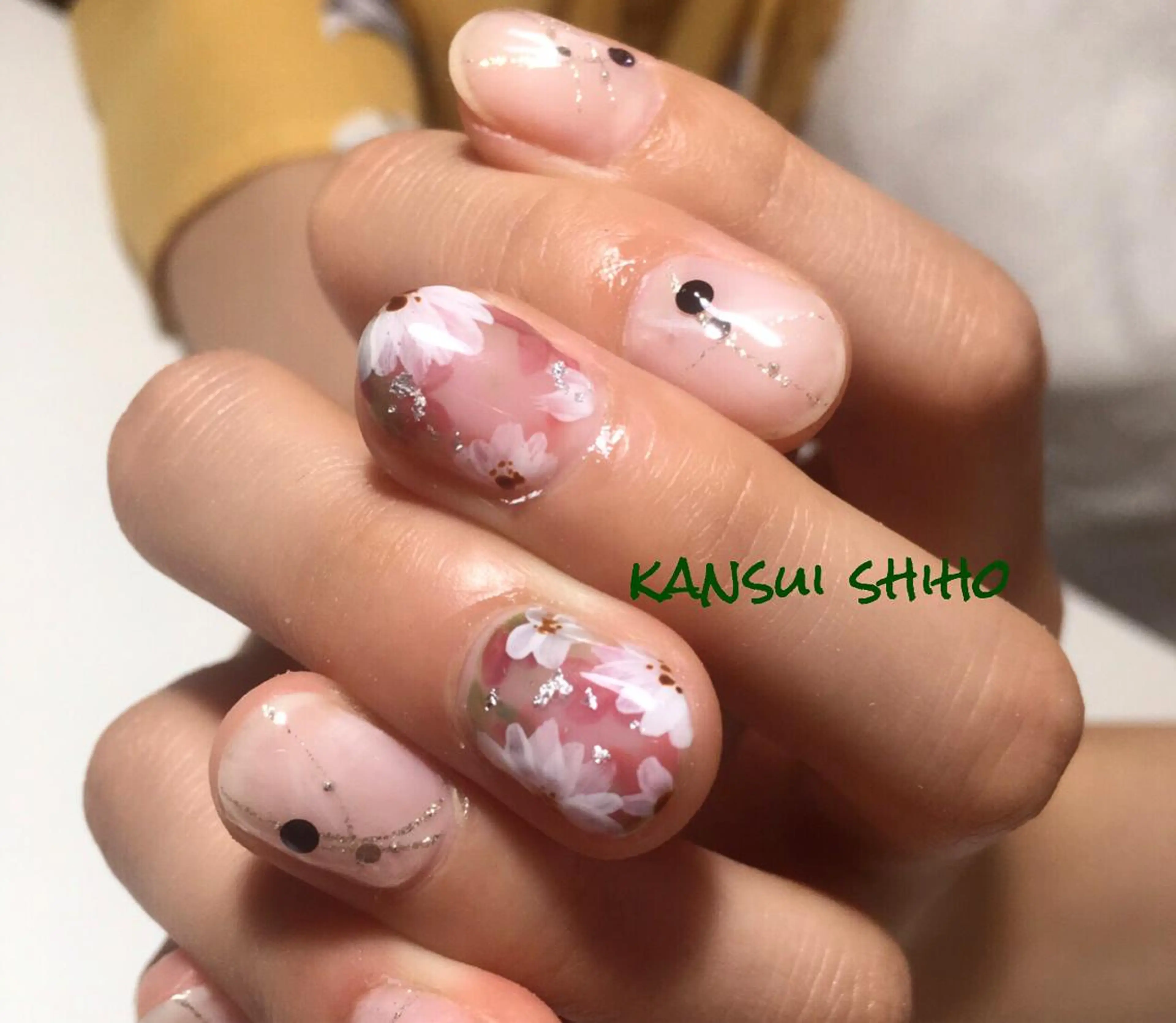 ネイル Elio 国泰寺のネイルデザイン