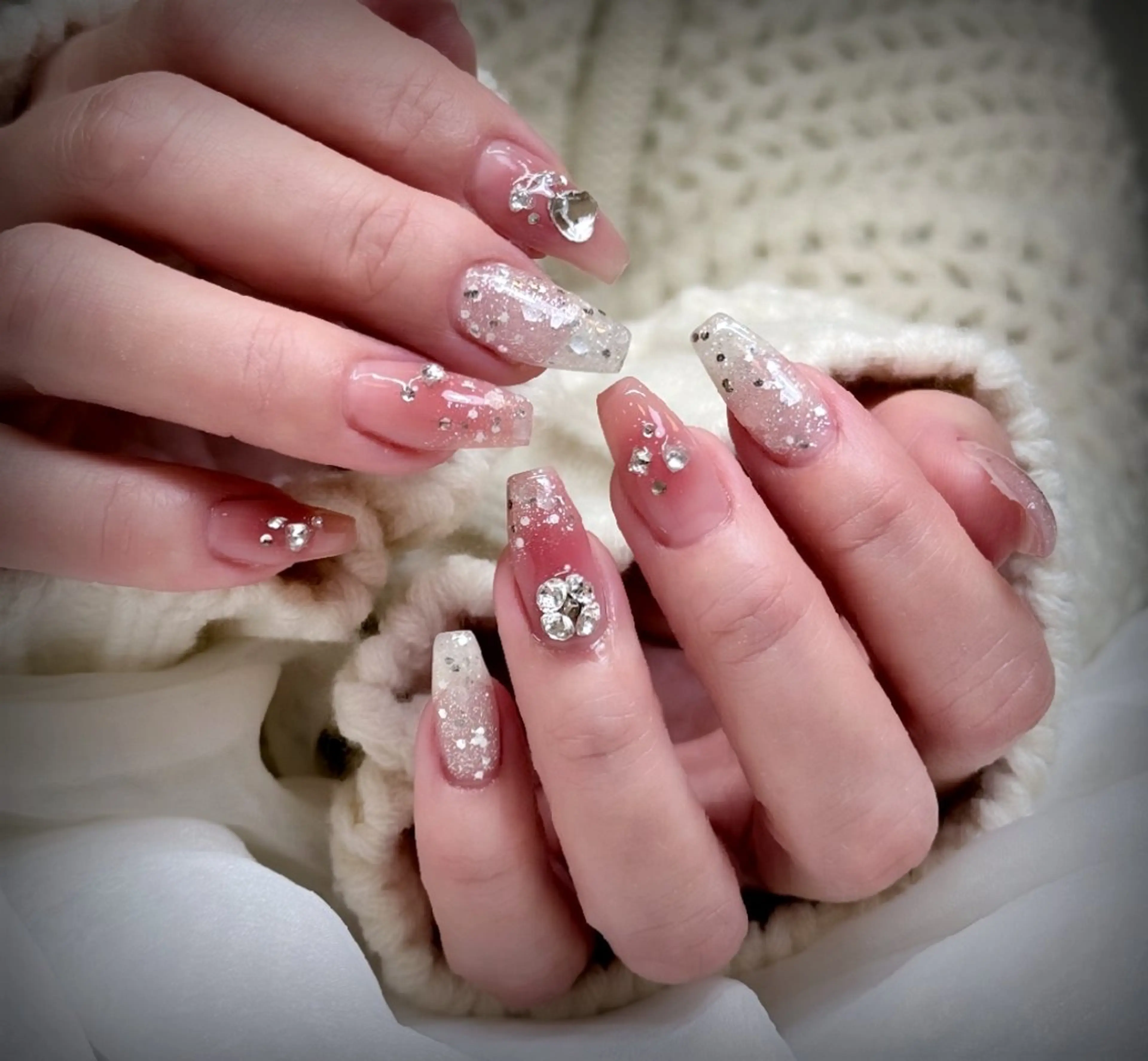 ネイル ハンドネイル Angie Nail (ｱﾝｼﾞｰﾈｲﾙ)のネイルデザイン