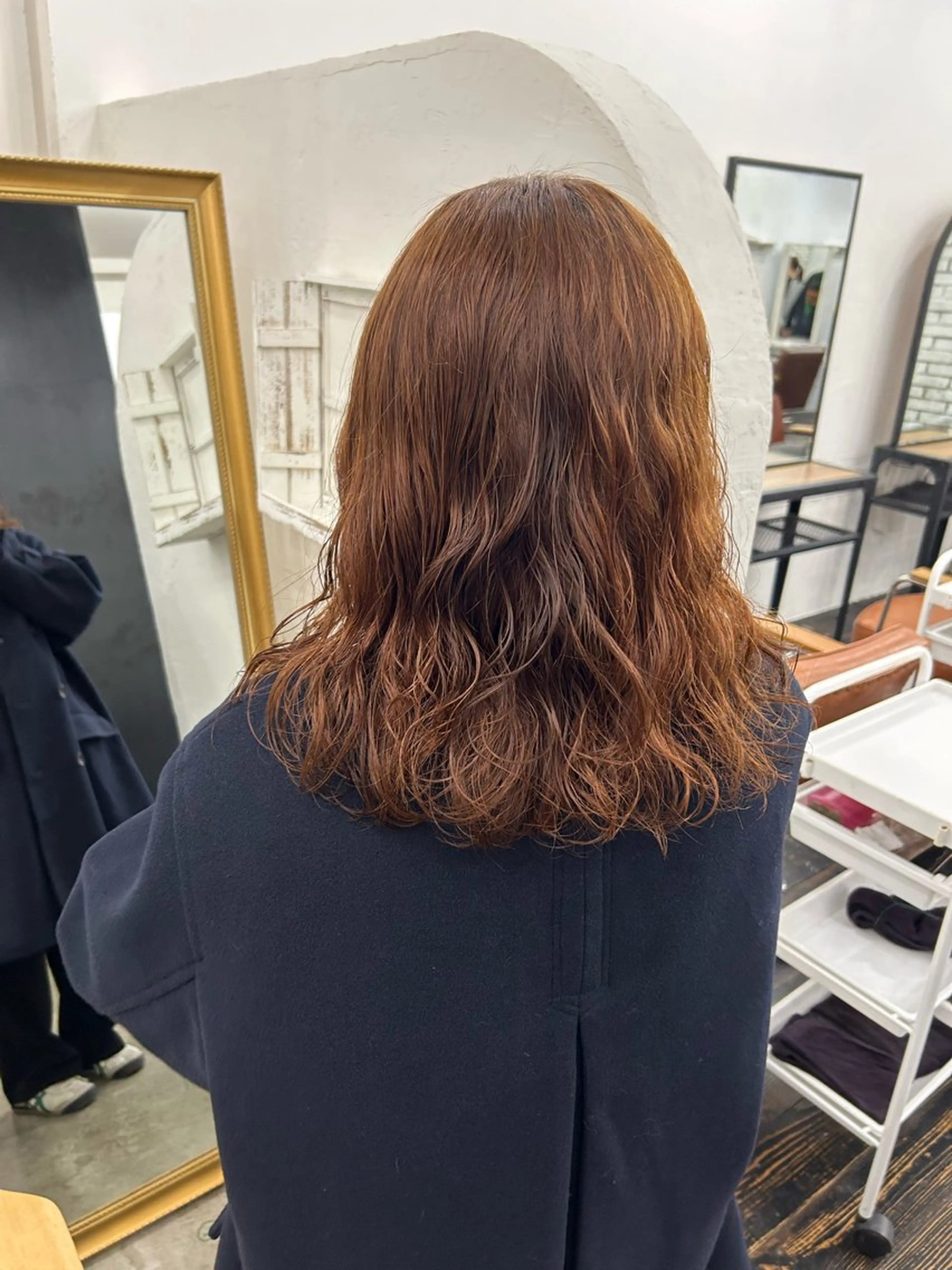 パーマ レイヤー ハイトーン 暖色⭐︎KANAKOのヘアスタイル