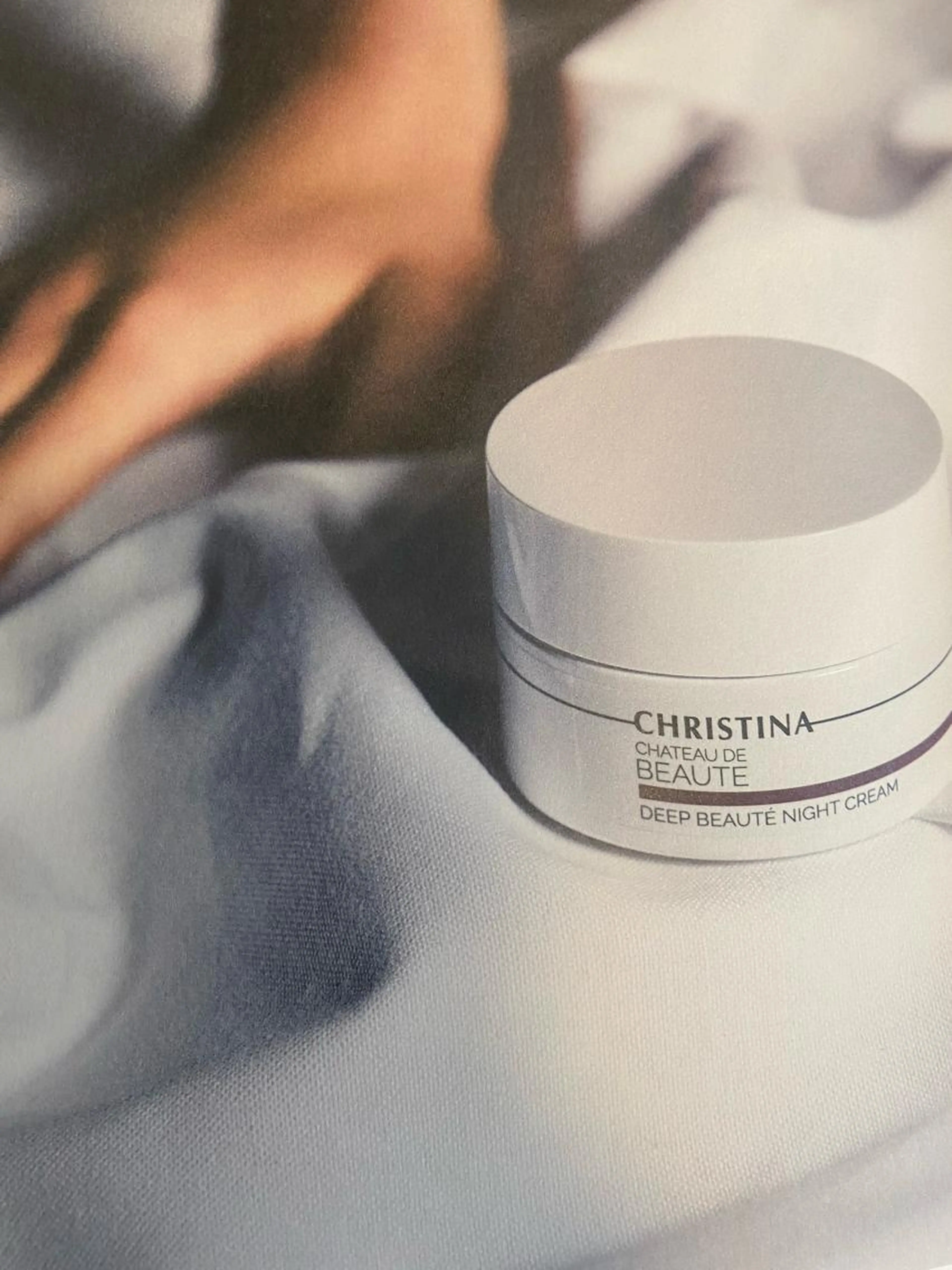 CHRISTINAエイジングトリートメント/田中みな実さんなど数多くの芸能人が愛用しているCHRISTINAによる施術の写真