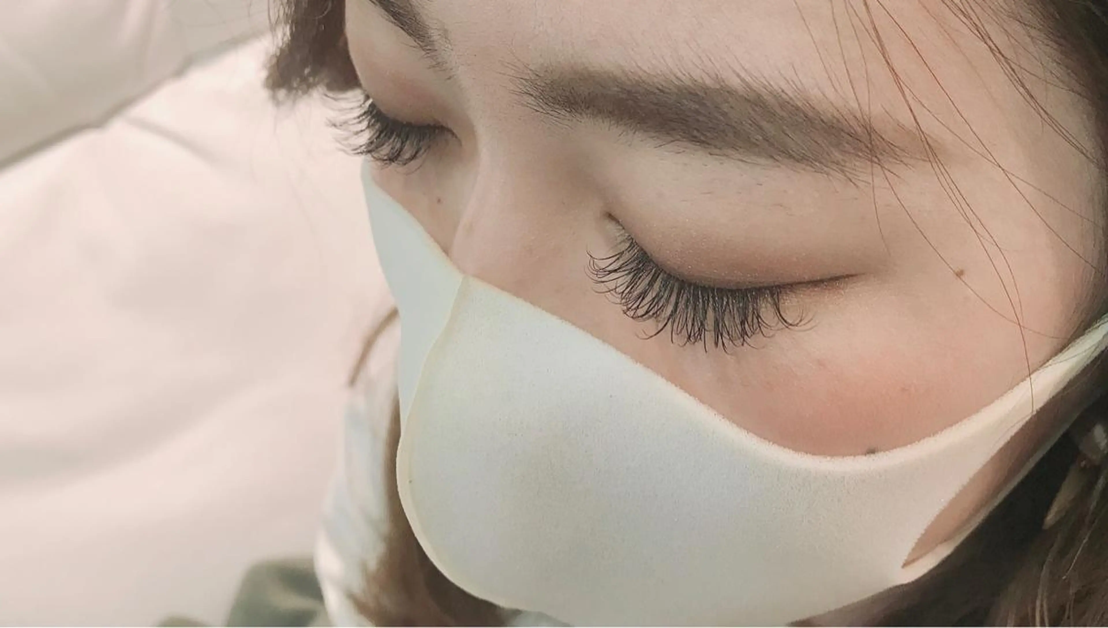 マツエク・マツパ CCカール Cカール フラットラッシュ フルーヴコリーヌ Rieの眉毛・アイブロウイメージ