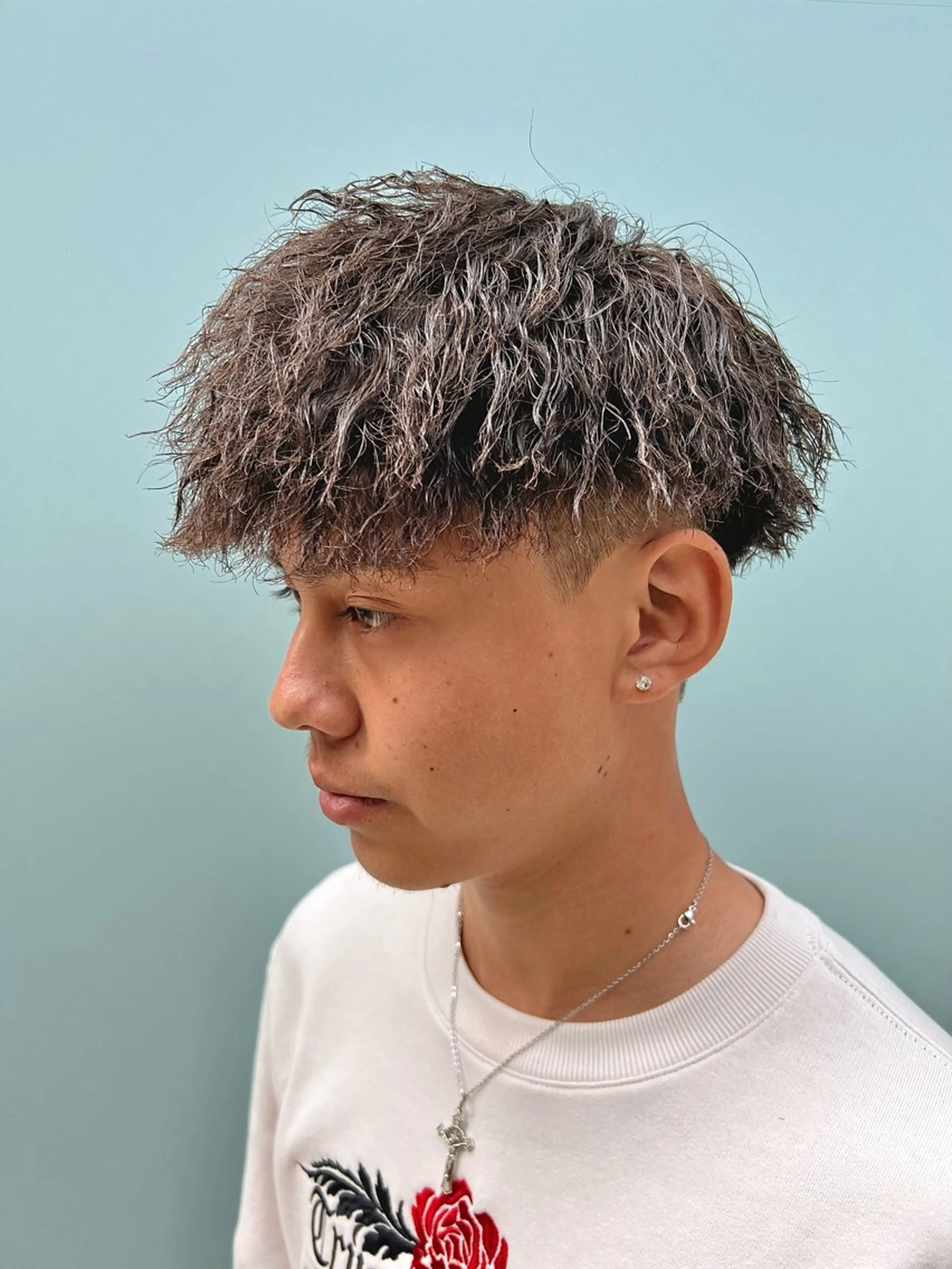 ショート パーマ メンズ 豊崎 佑輔のヘアスタイル