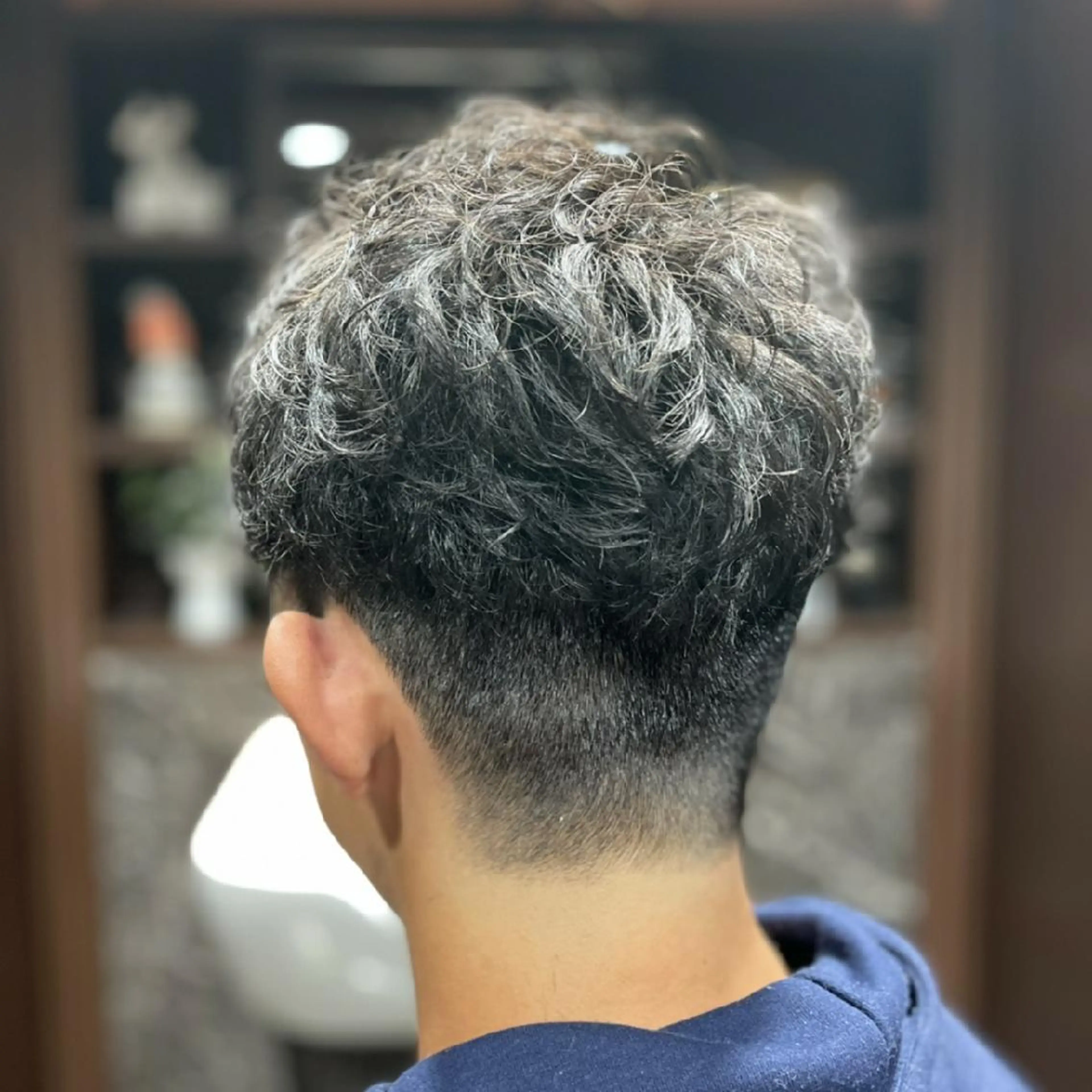 パーマ 餘野 翔舞のヘアスタイル