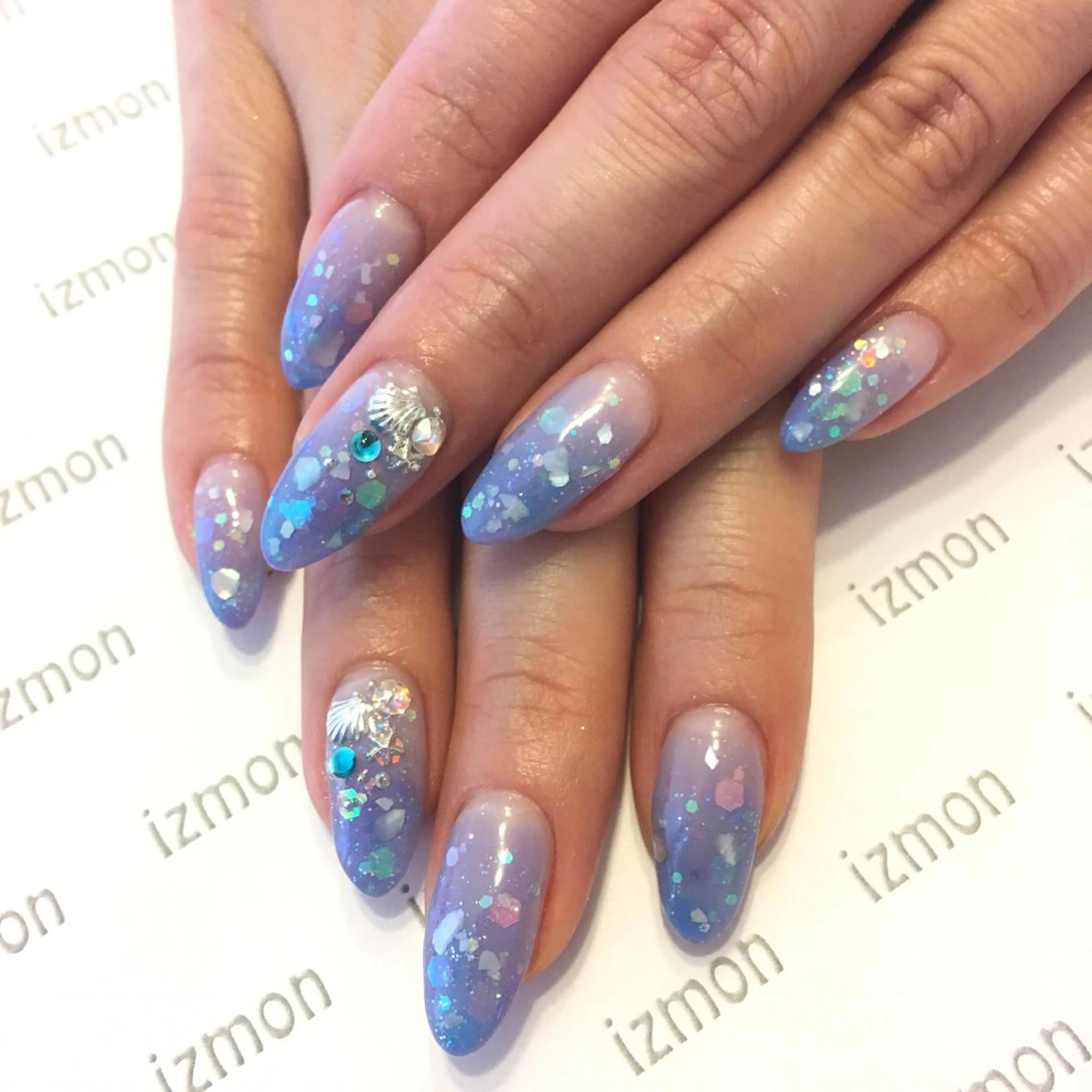ネイル 🦋izmon nailstudioのネイルデザイン