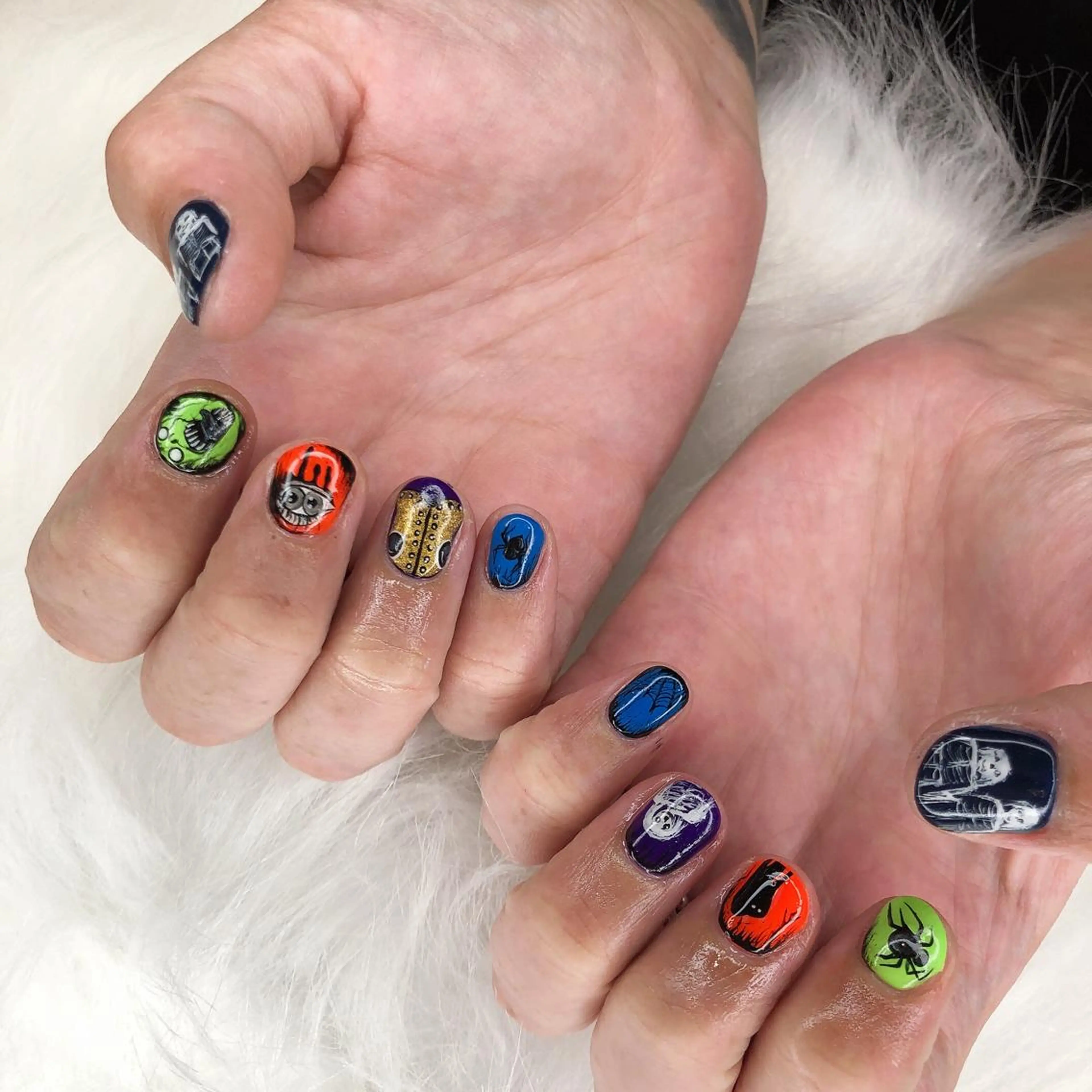 ネイル Silent 話さないネイルサロンのネイルデザイン